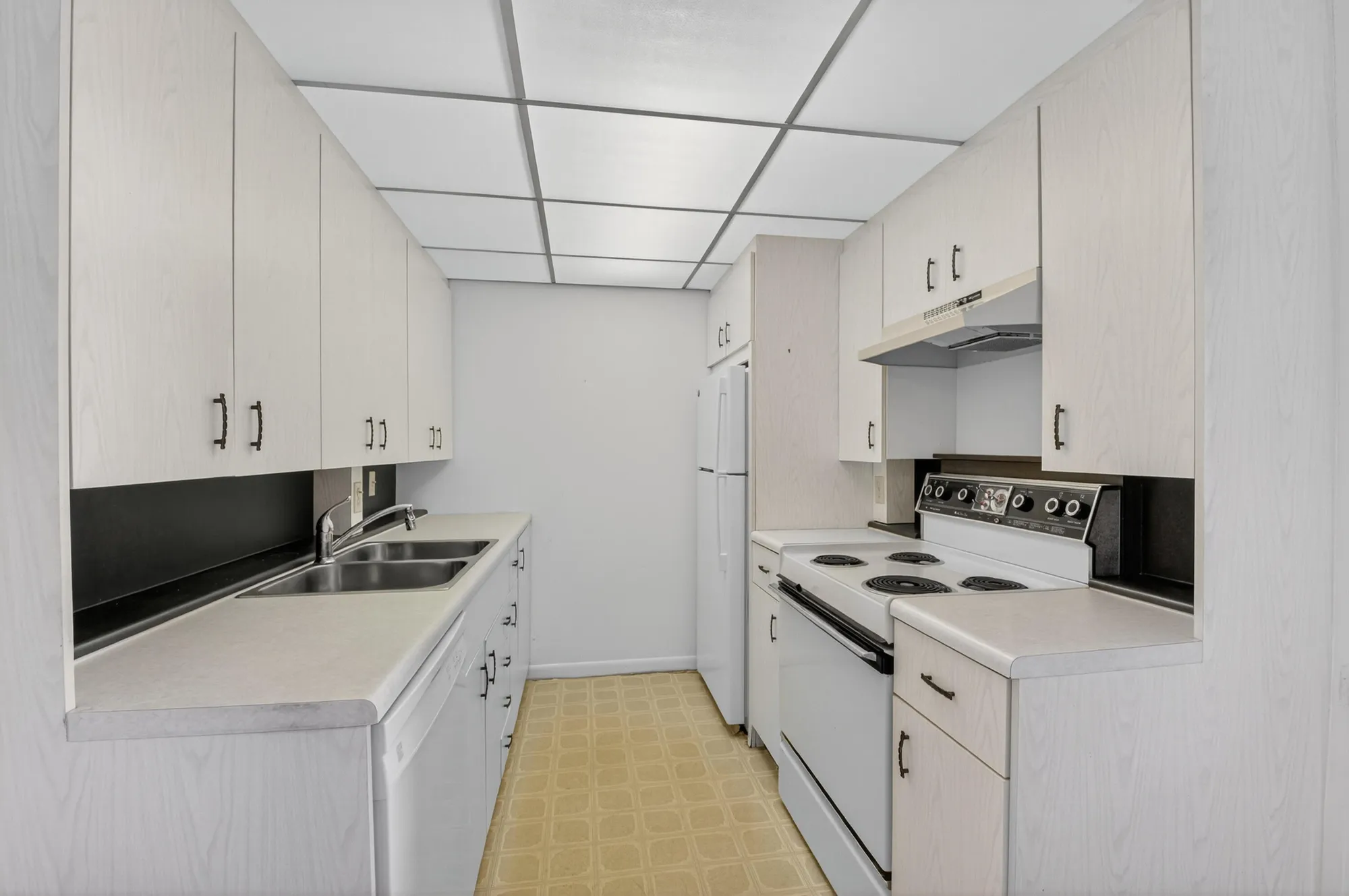 Property Slideshow image 17 of 85 | 4093 wolverton e unit e, Boca Raton, FL, 33434