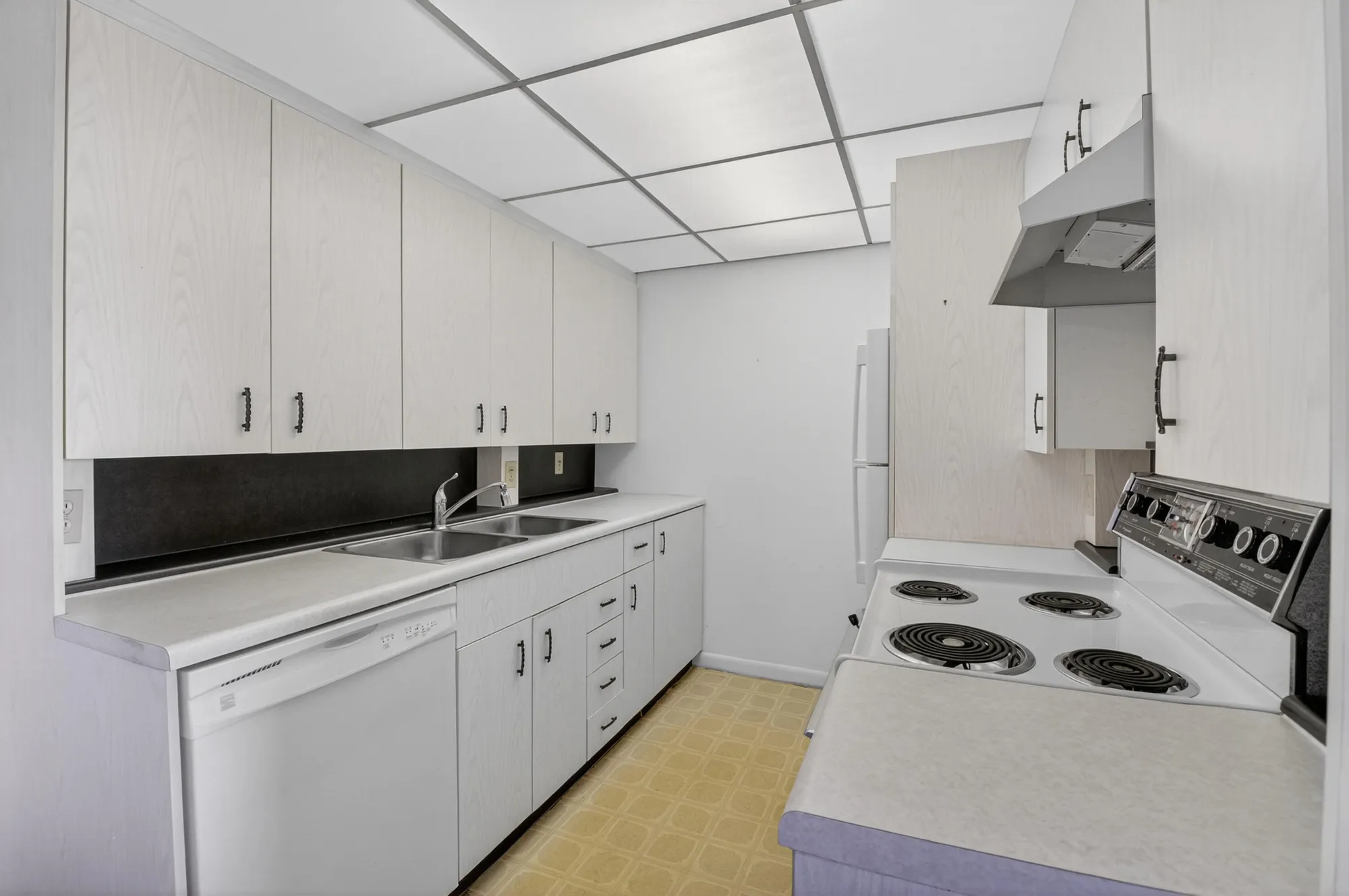 Property Slideshow image 18 of 85 | 4093 wolverton e unit e, Boca Raton, FL, 33434