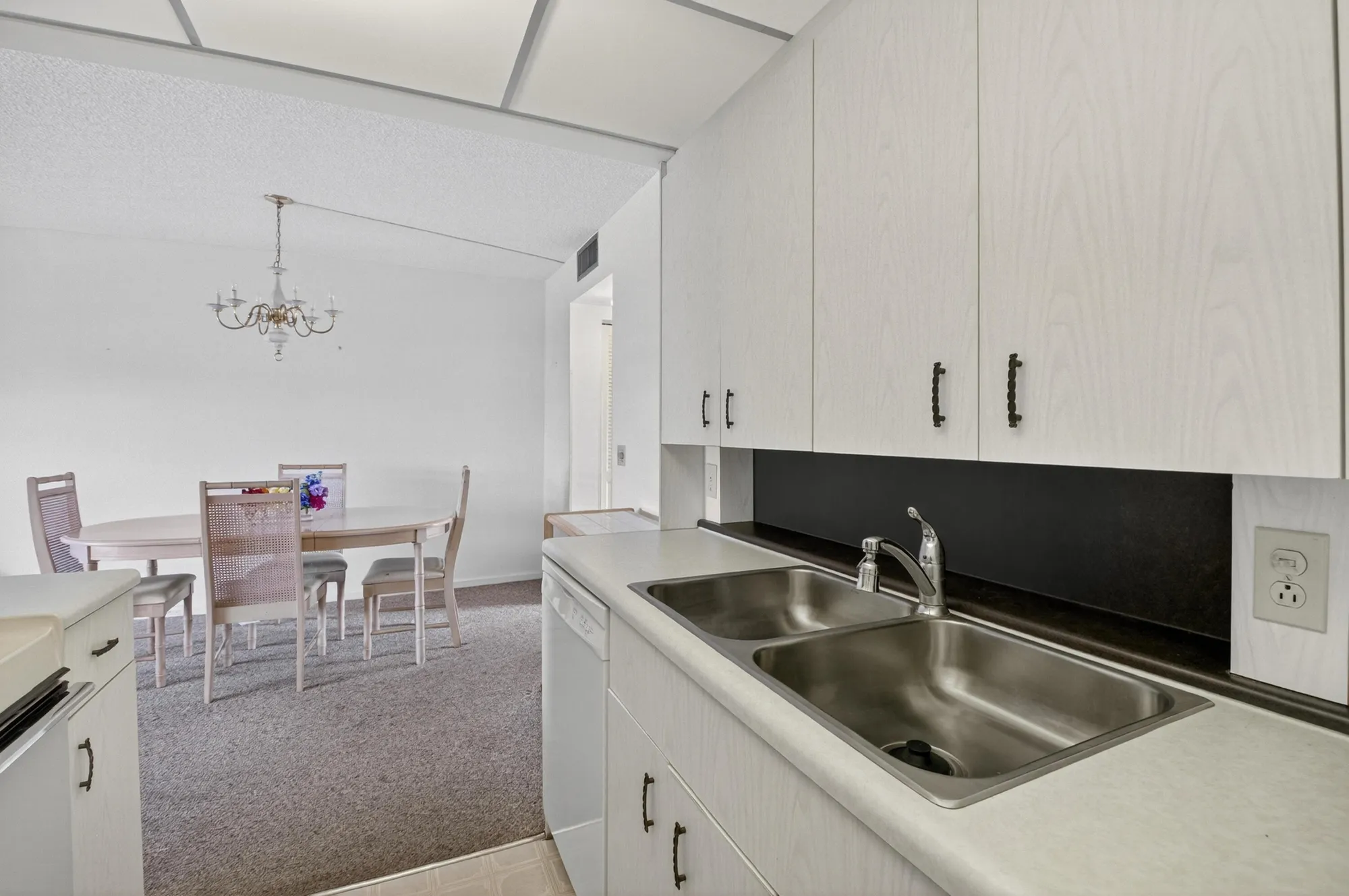 Property Slideshow image 21 of 85 | 4093 wolverton e unit e, Boca Raton, FL, 33434