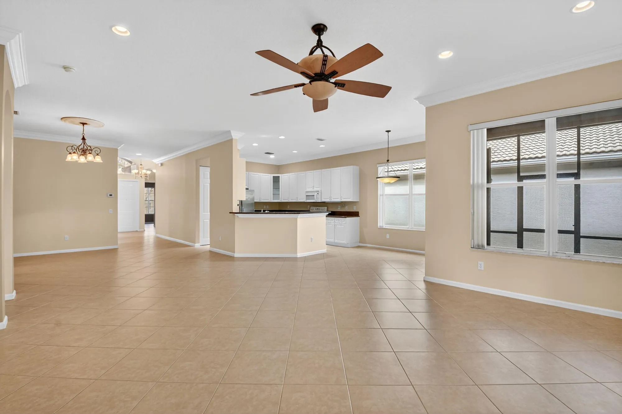Property Slideshow image 13 of 83 | 8191 playa del sur blvd, Lake Worth, FL, 33467