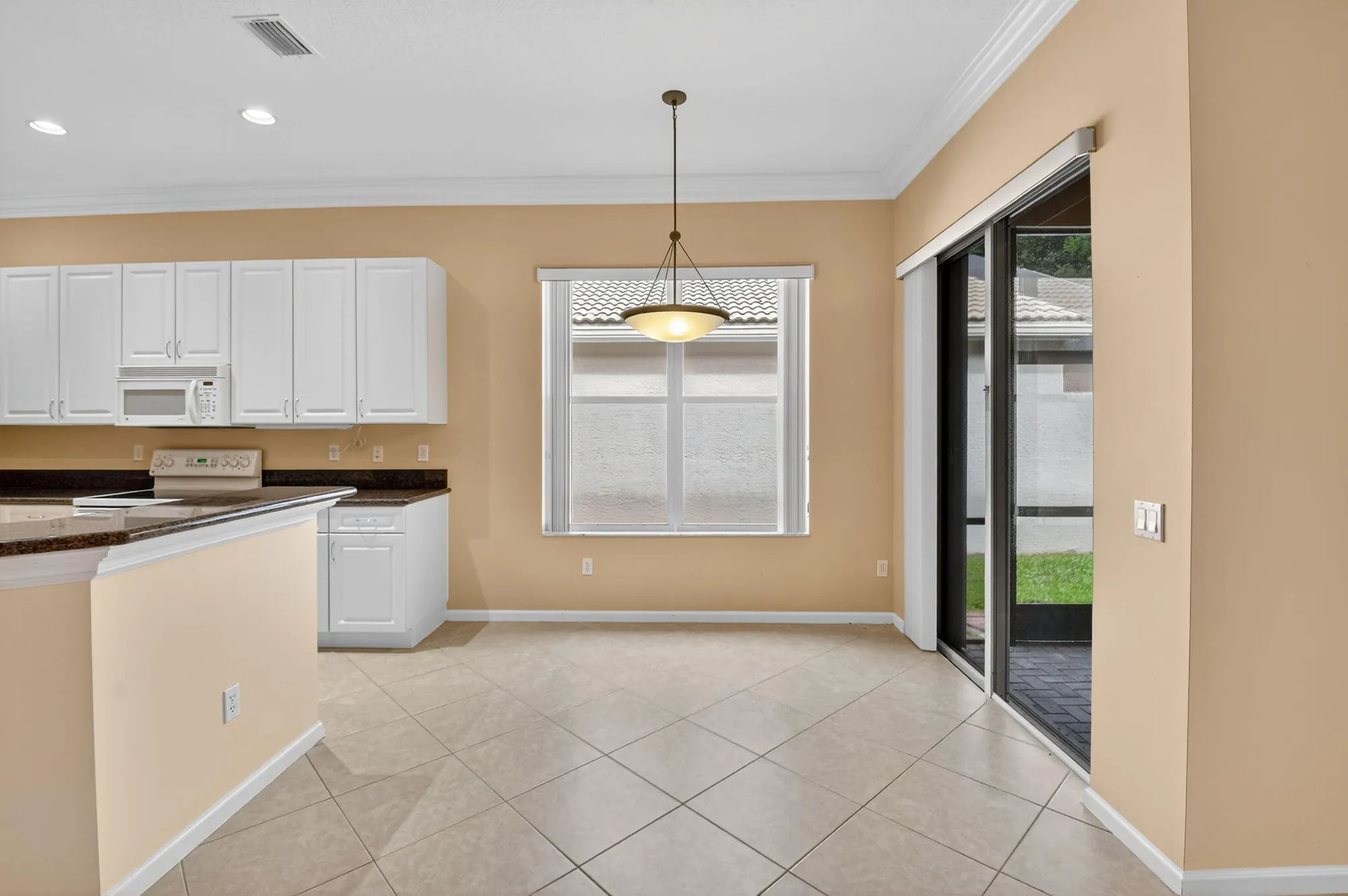 Property Slideshow image 15 of 83 | 8191 playa del sur blvd, Lake Worth, FL, 33467