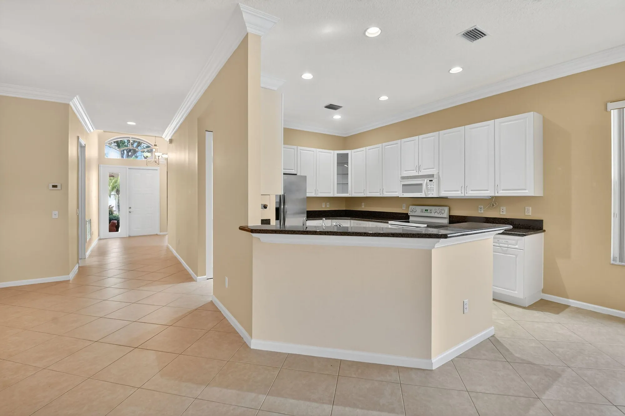 Property Slideshow image 21 of 83 | 8191 playa del sur blvd, Lake Worth, FL, 33467