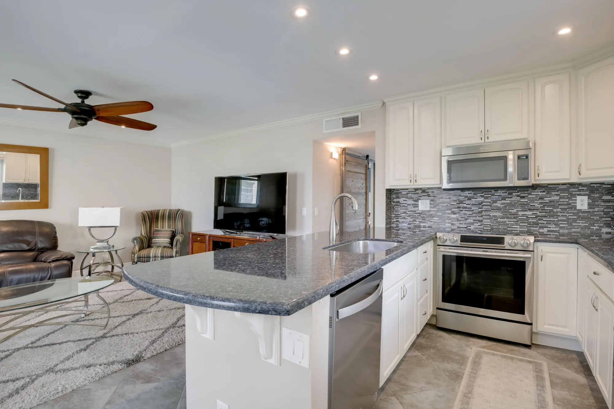 Property Slideshow image 13 of 45 | 510 flanders k, Delray Beach, FL, 33484