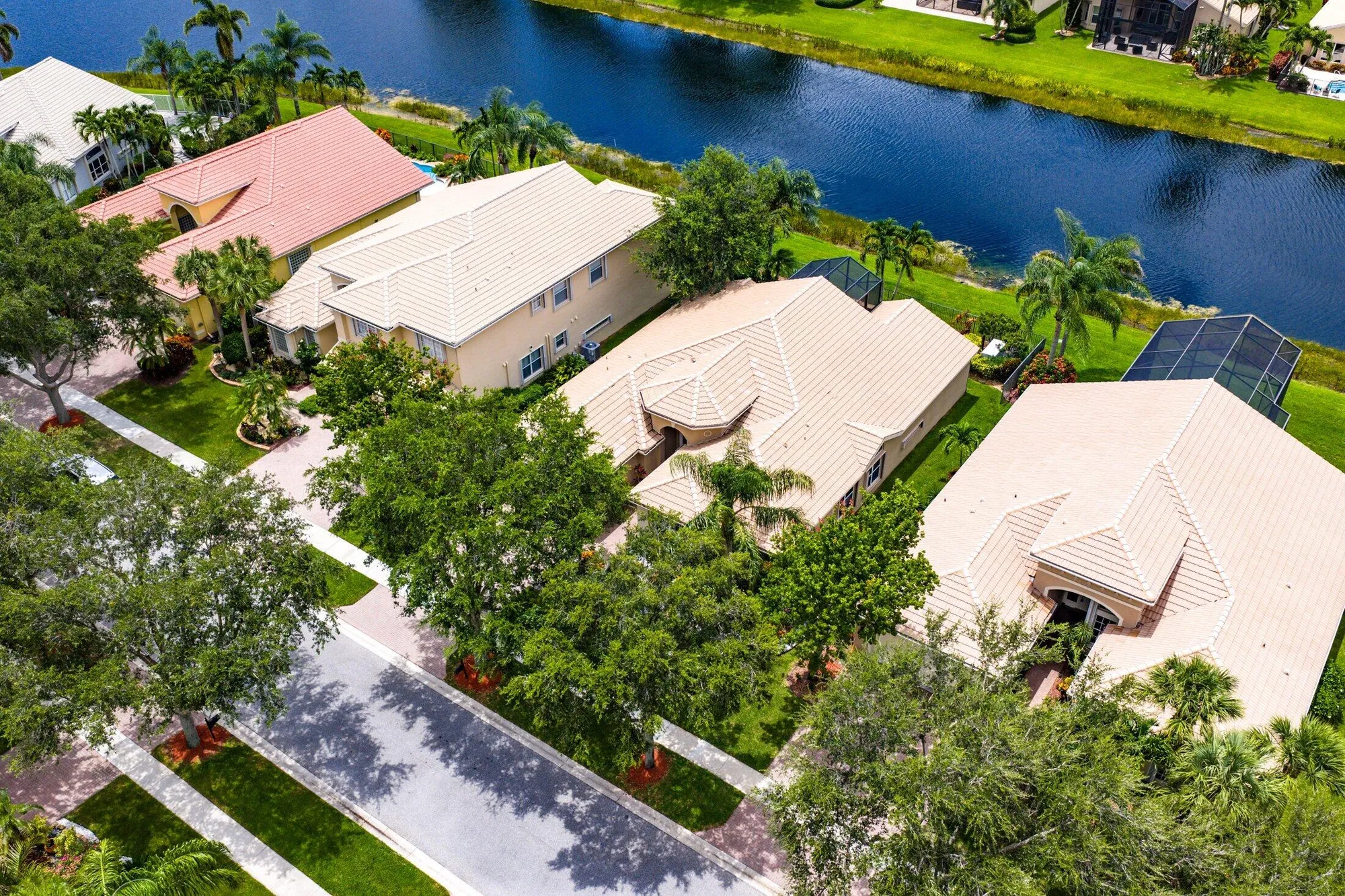 Property Slideshow image 33 of 65 | 7346 greenport cv, Boynton Beach, FL, 33437