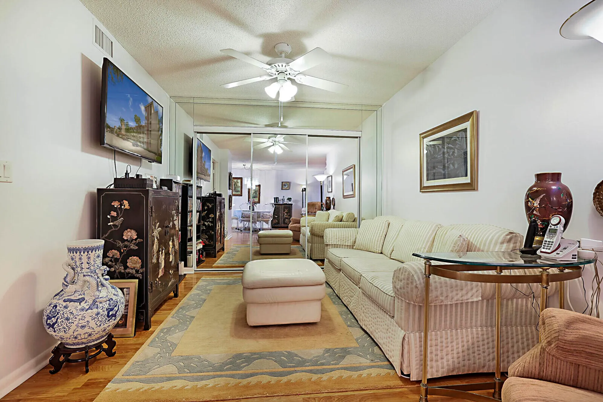 Property Slideshow image 9 of 23 | 6037 pointe regal cir 403, Delray Beach, FL, 33484