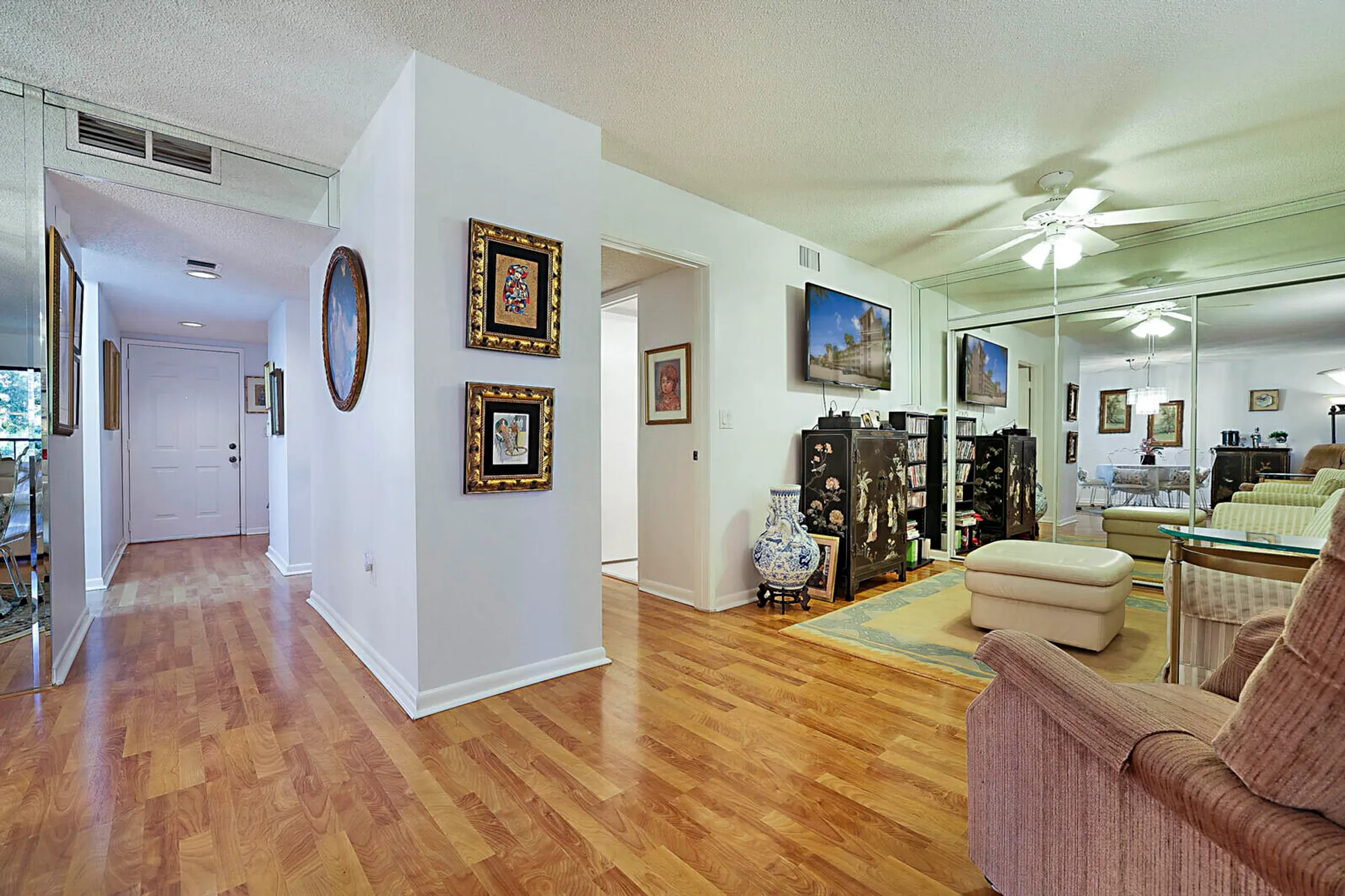 Property Slideshow image 10 of 23 | 6037 pointe regal cir 403, Delray Beach, FL, 33484