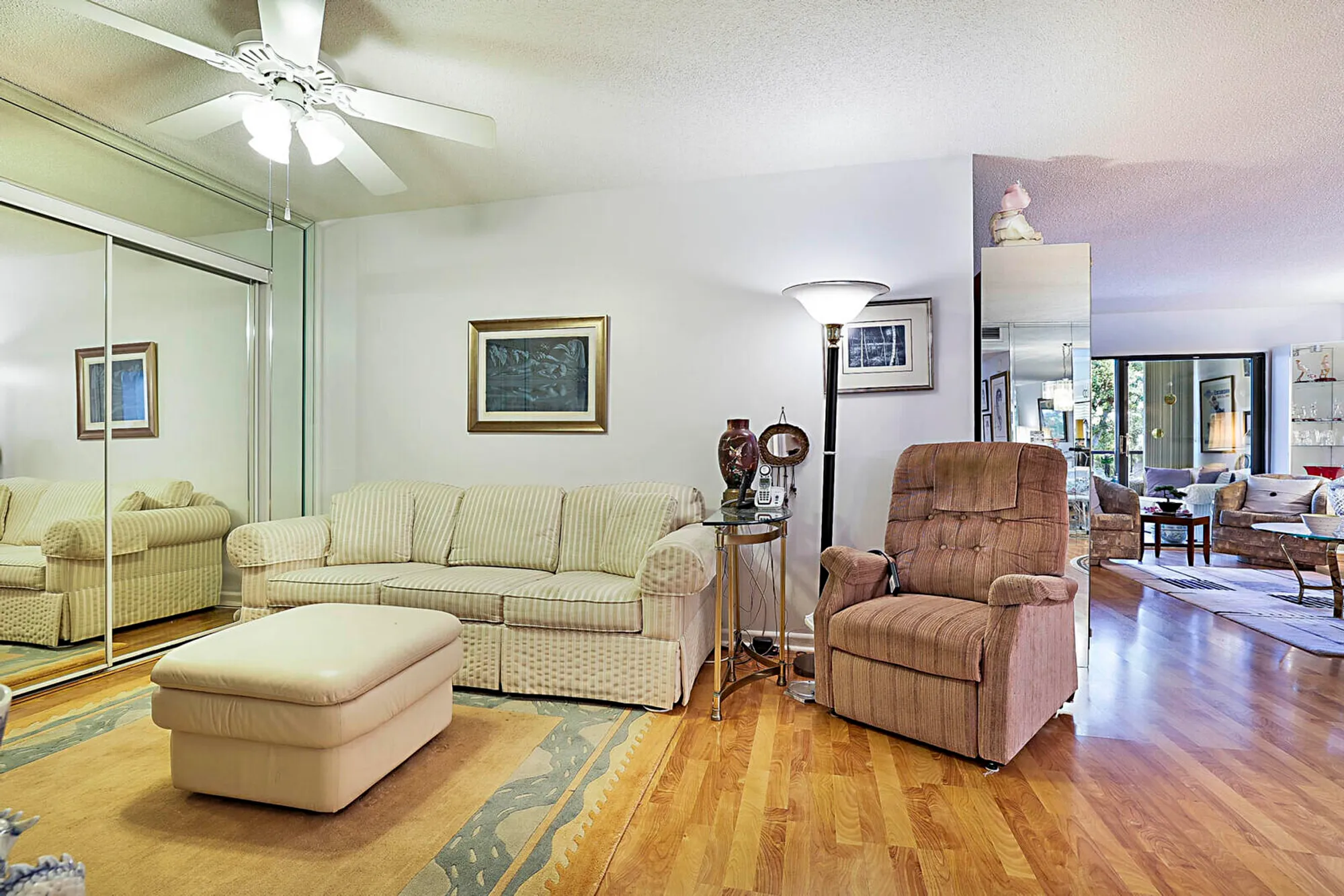 Property Slideshow image 11 of 23 | 6037 pointe regal cir 403, Delray Beach, FL, 33484