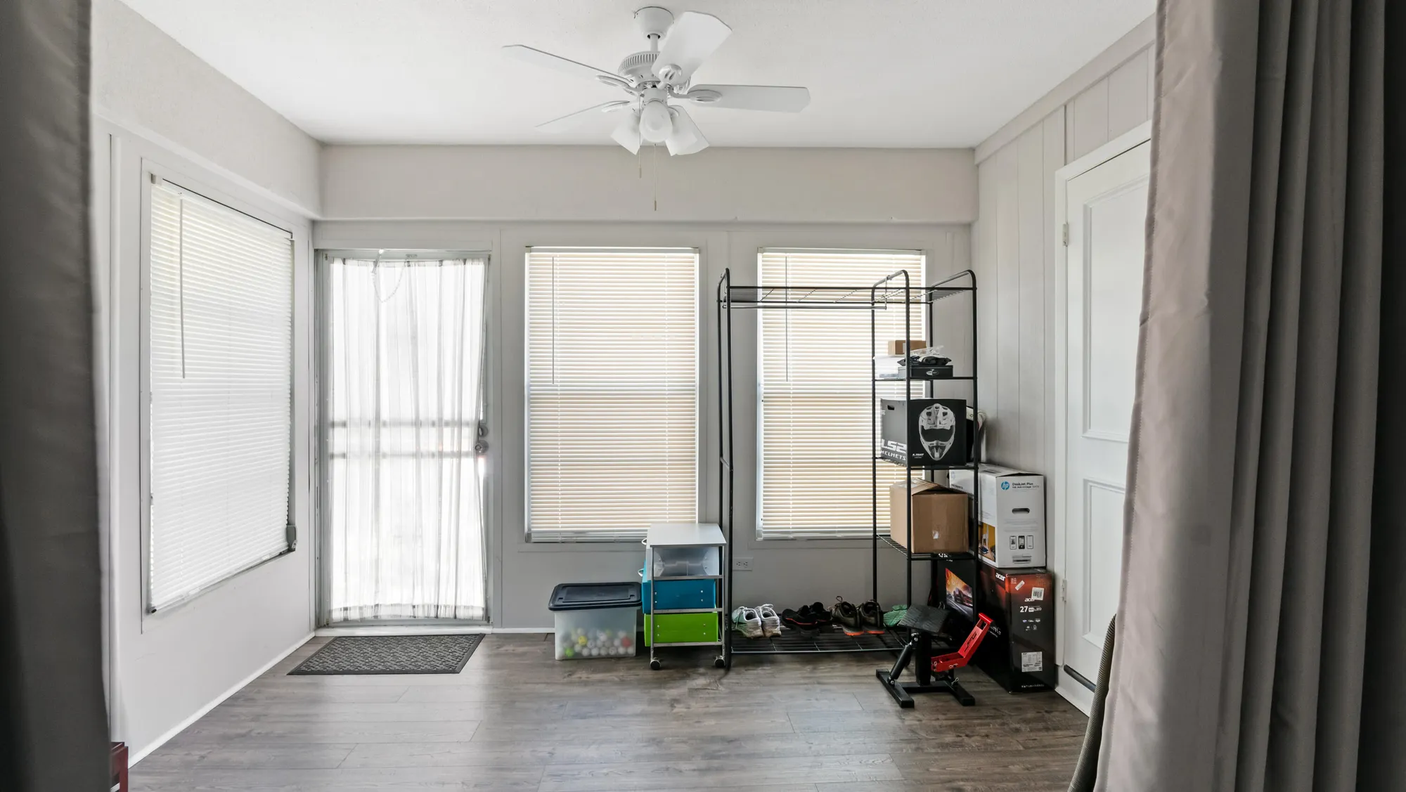 Property Slideshow image 13 of 25 | 871 worcester ln, Lake Worth, FL, 33467