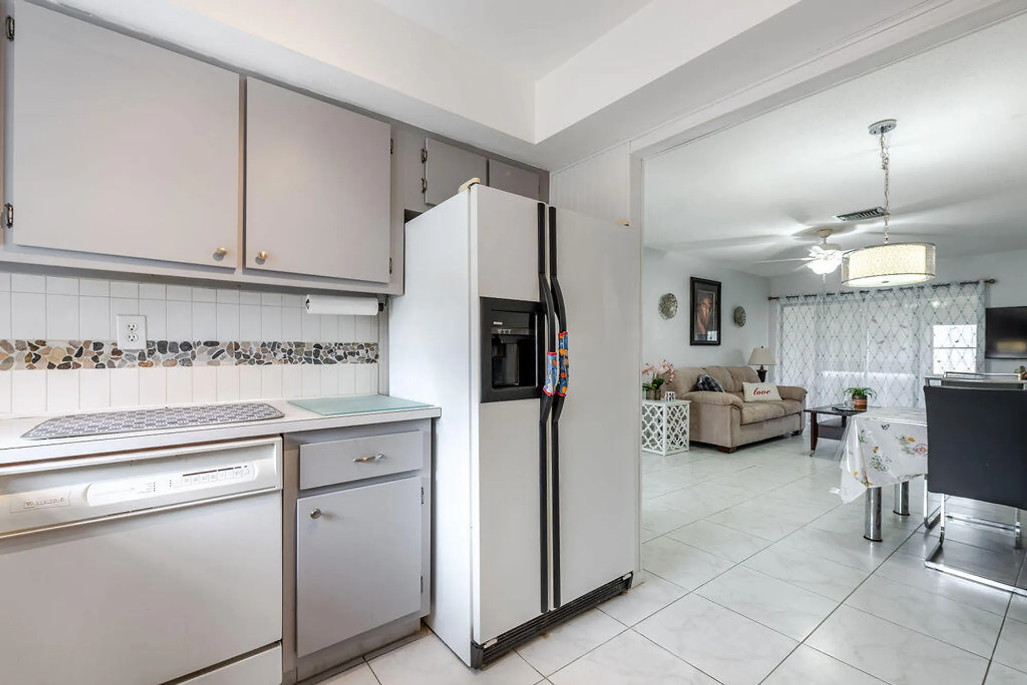Property Slideshow image 10 of 32 | 2995 crosley dr w, West Palm Beach, FL, 33415