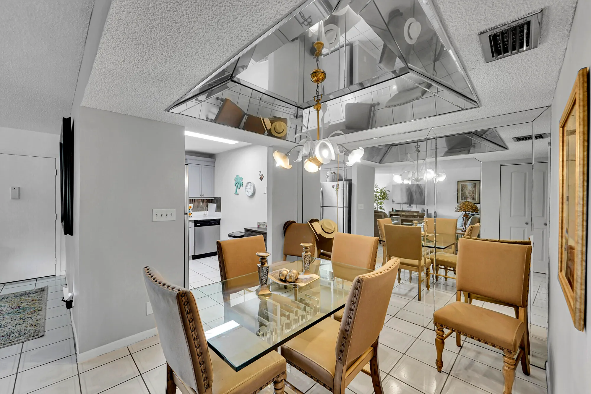 Property Slideshow image 8 of 35 | 7342 ashmont cir 203, Tamarac, FL, 33321