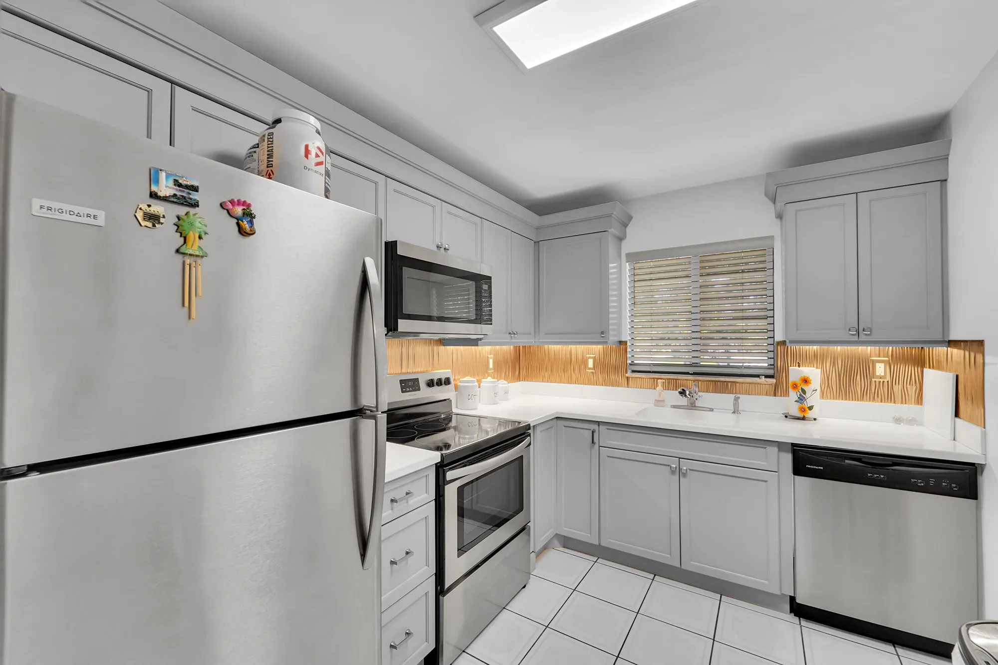 Property Slideshow image 9 of 35 | 7342 ashmont cir 203, Tamarac, FL, 33321