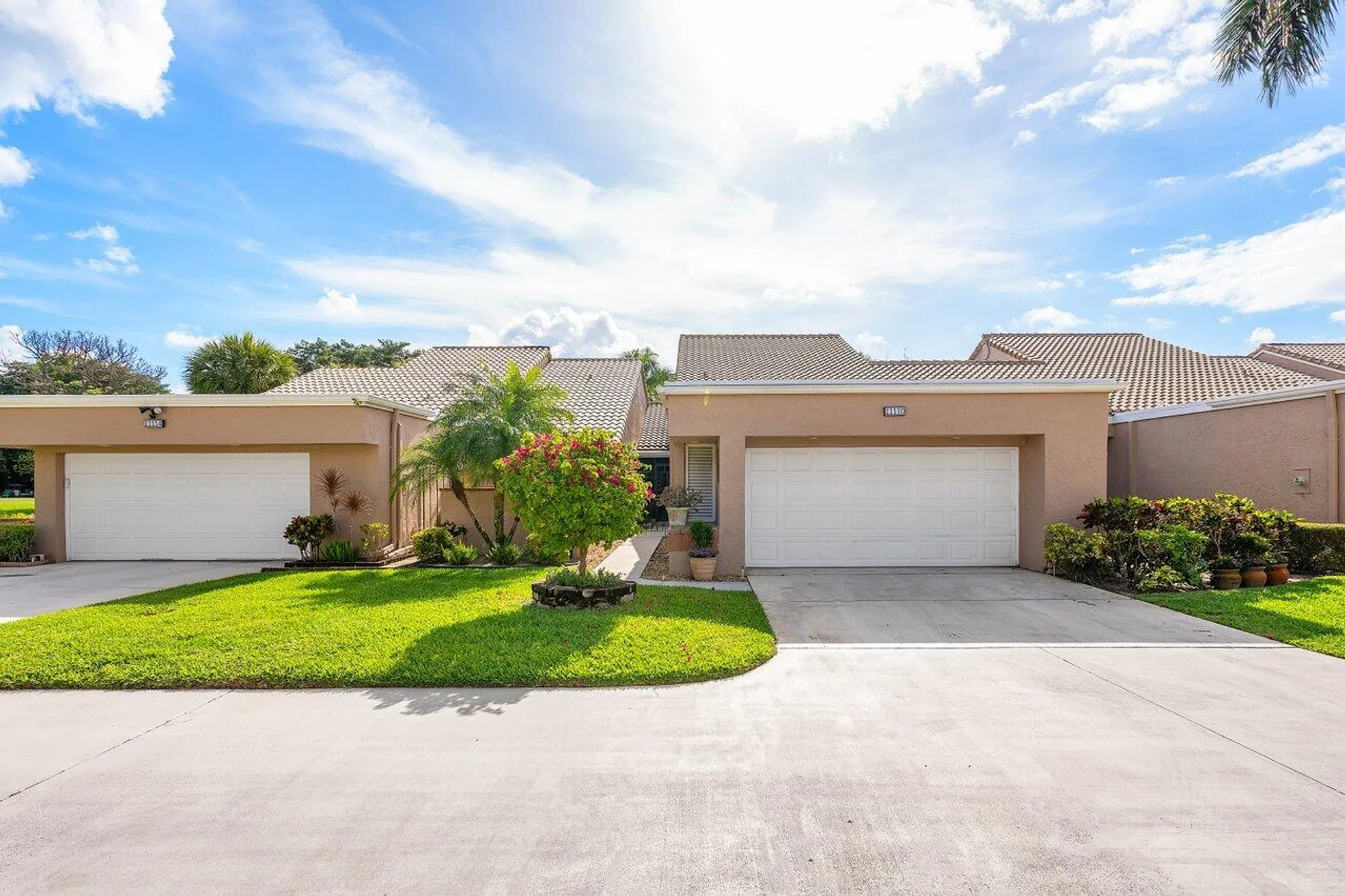 Property Slideshow image 2 of 51 | 11110 applegate cir, Boynton Beach, FL, 33437