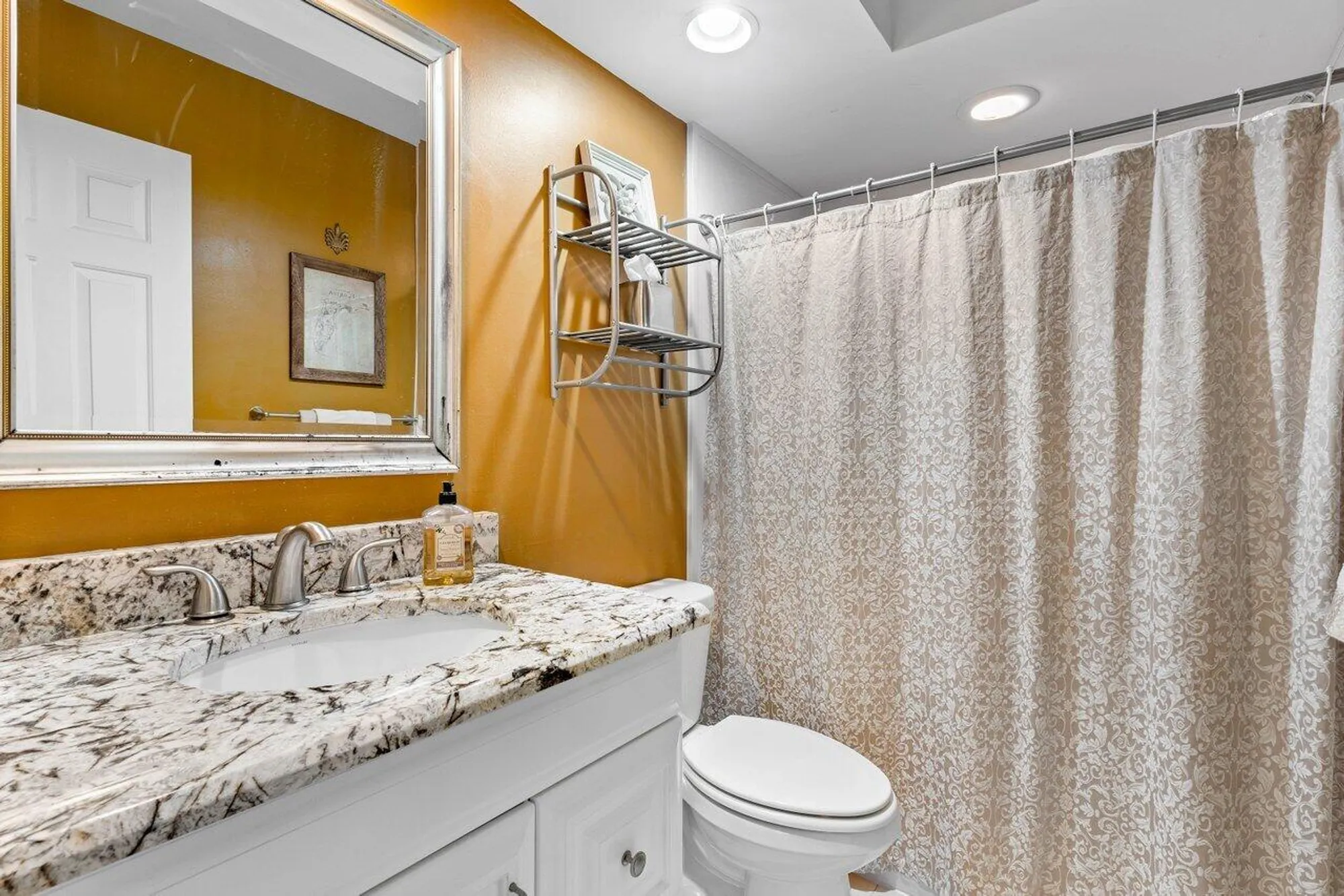Property Slideshow image 22 of 51 | 11110 applegate cir, Boynton Beach, FL, 33437