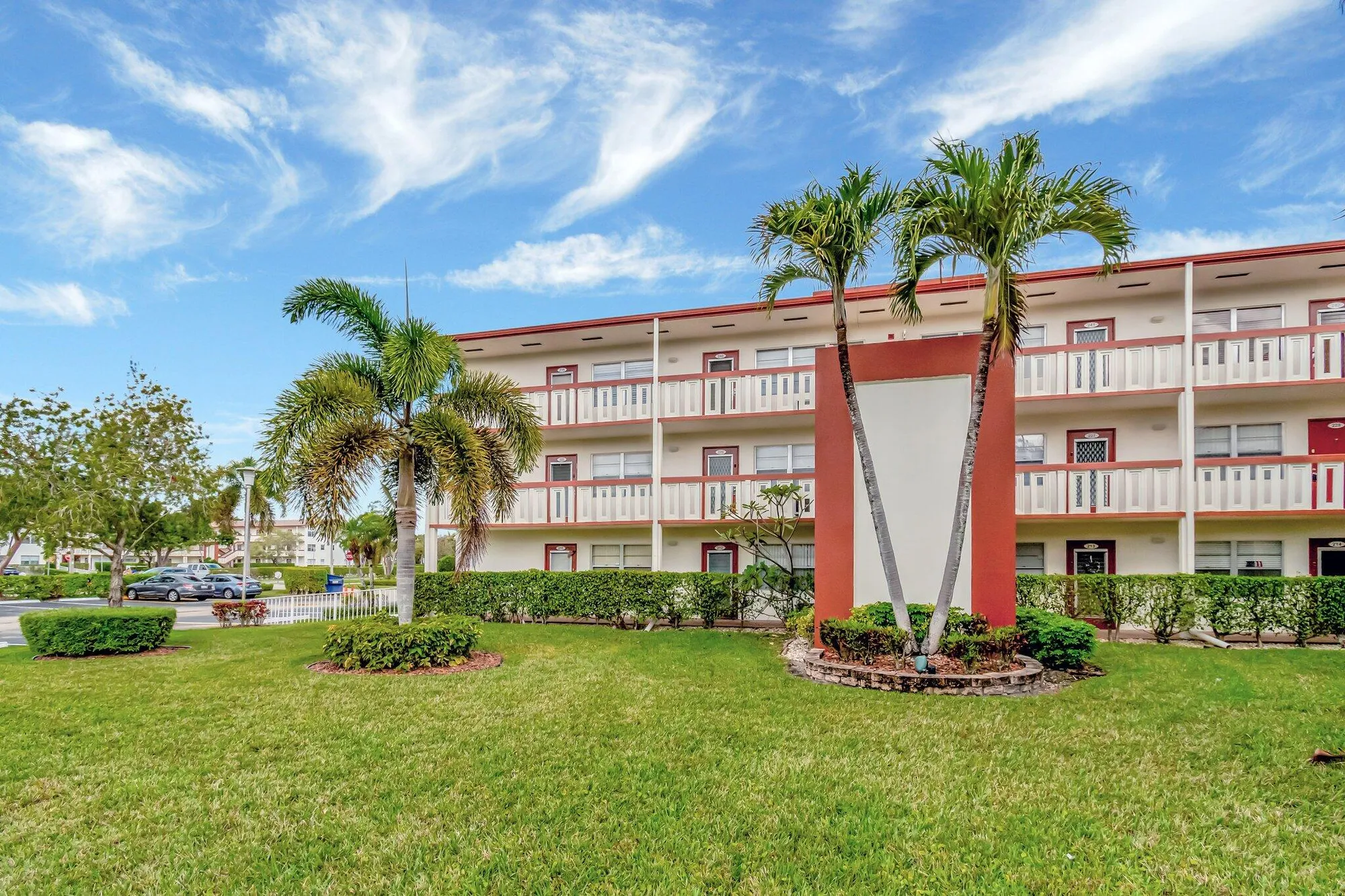 Property Slideshow image 5 of 84 | 239 brighton f, Boca Raton, FL, 33434