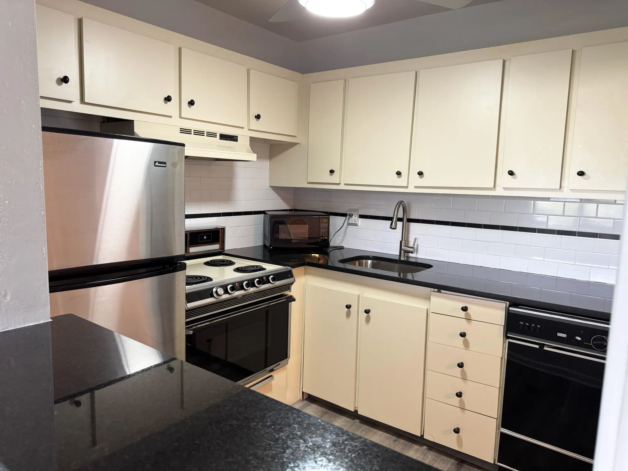 Property Slideshow image 9 of 38 | 880 horizons 211, Boynton Beach, FL, 33435