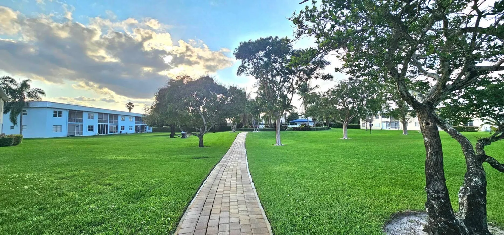 Property Slideshow image 1 of 37 | 9818 marina blvd apt 1226, Boca Raton, FL, 33428