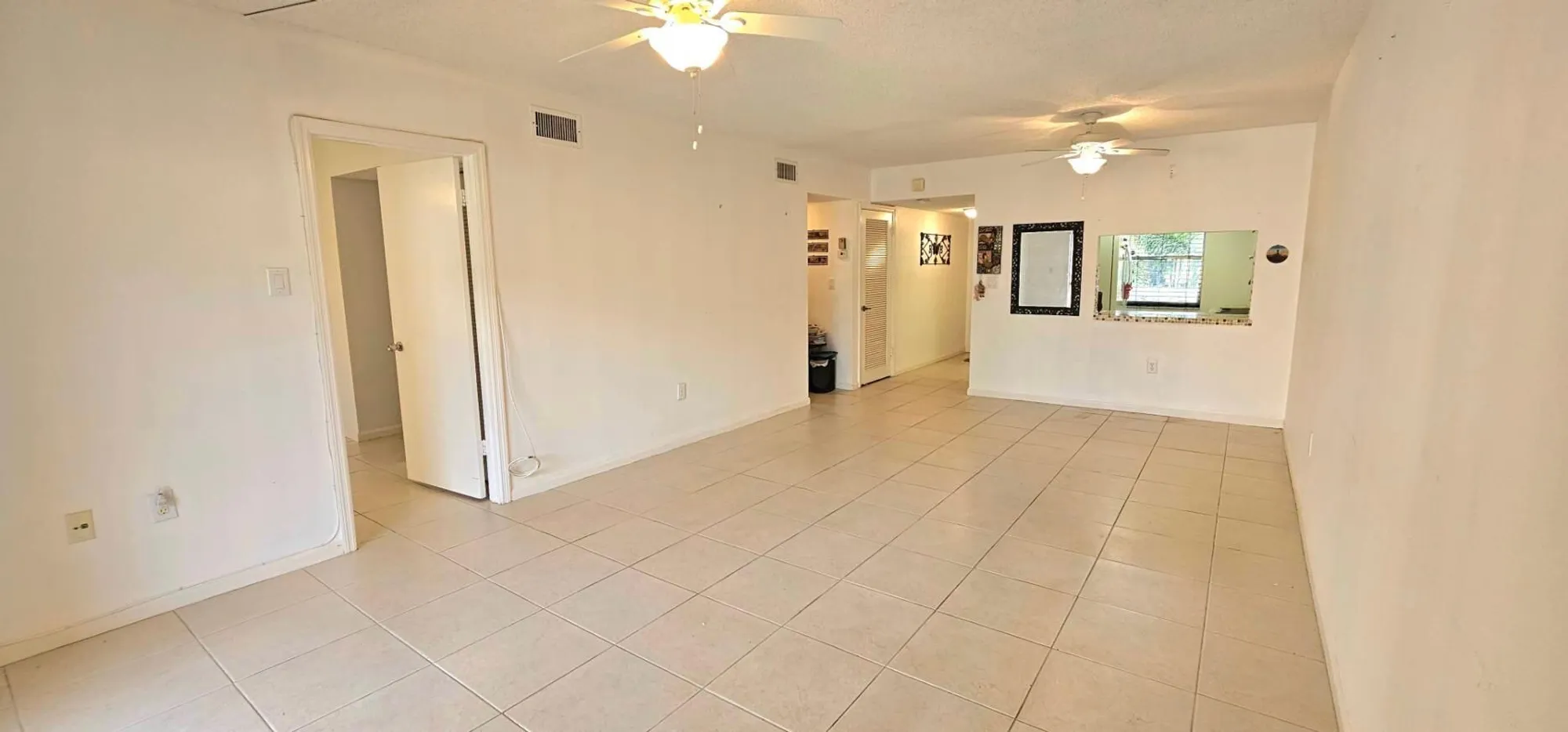 Property Slideshow image 17 of 37 | 9818 marina blvd apt 1226, Boca Raton, FL, 33428