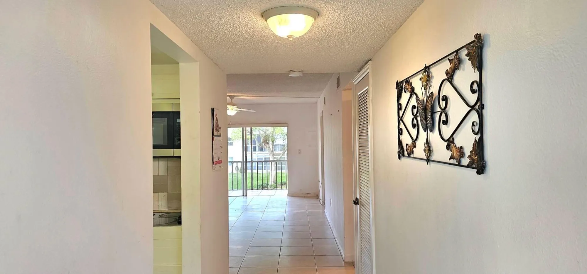 Property Slideshow image 30 of 37 | 9818 marina blvd apt 1226, Boca Raton, FL, 33428