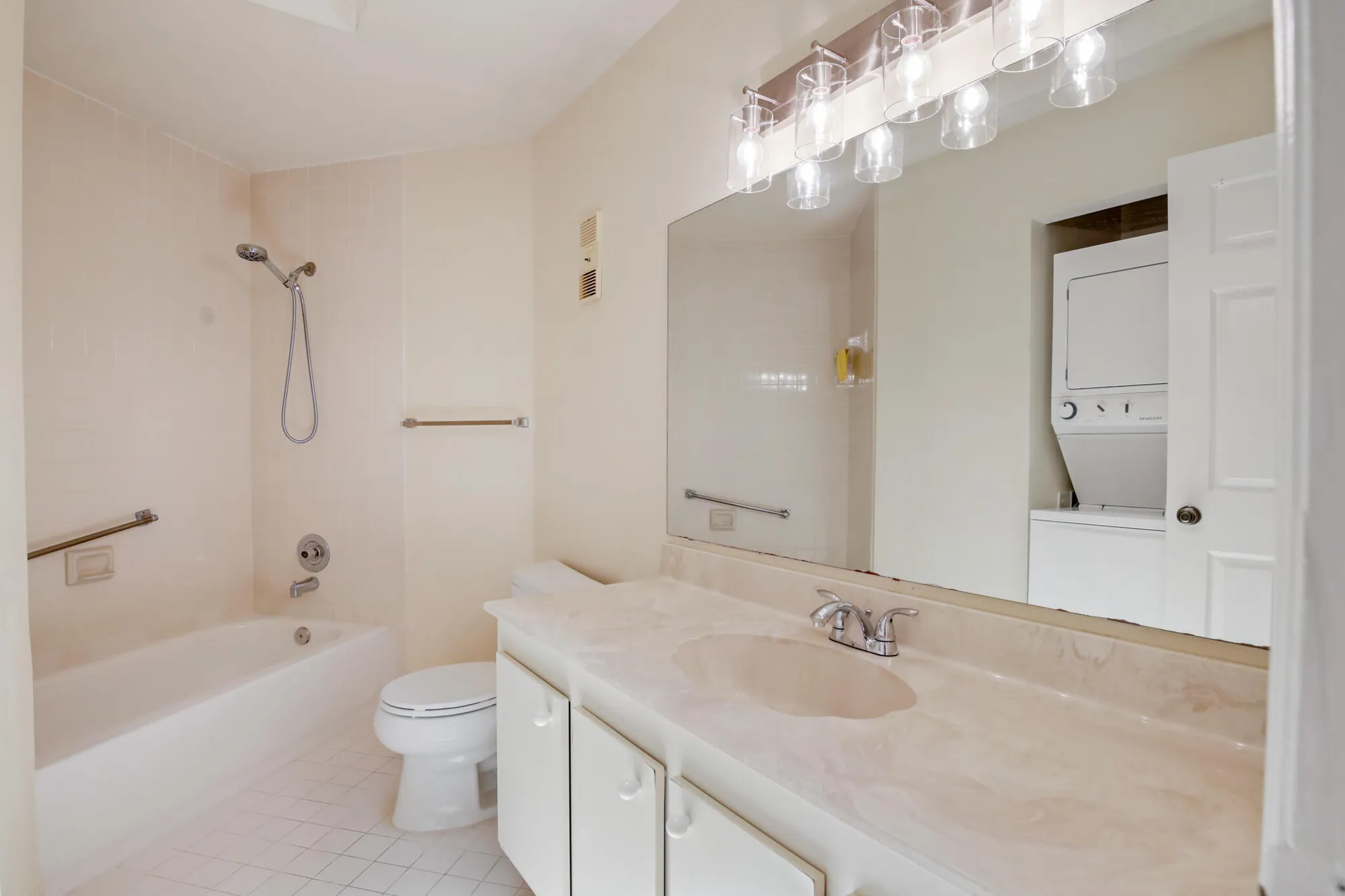 Property Slideshow image 18 of 23 | 3340 lucerne park dr, Greenacres, FL, 33467