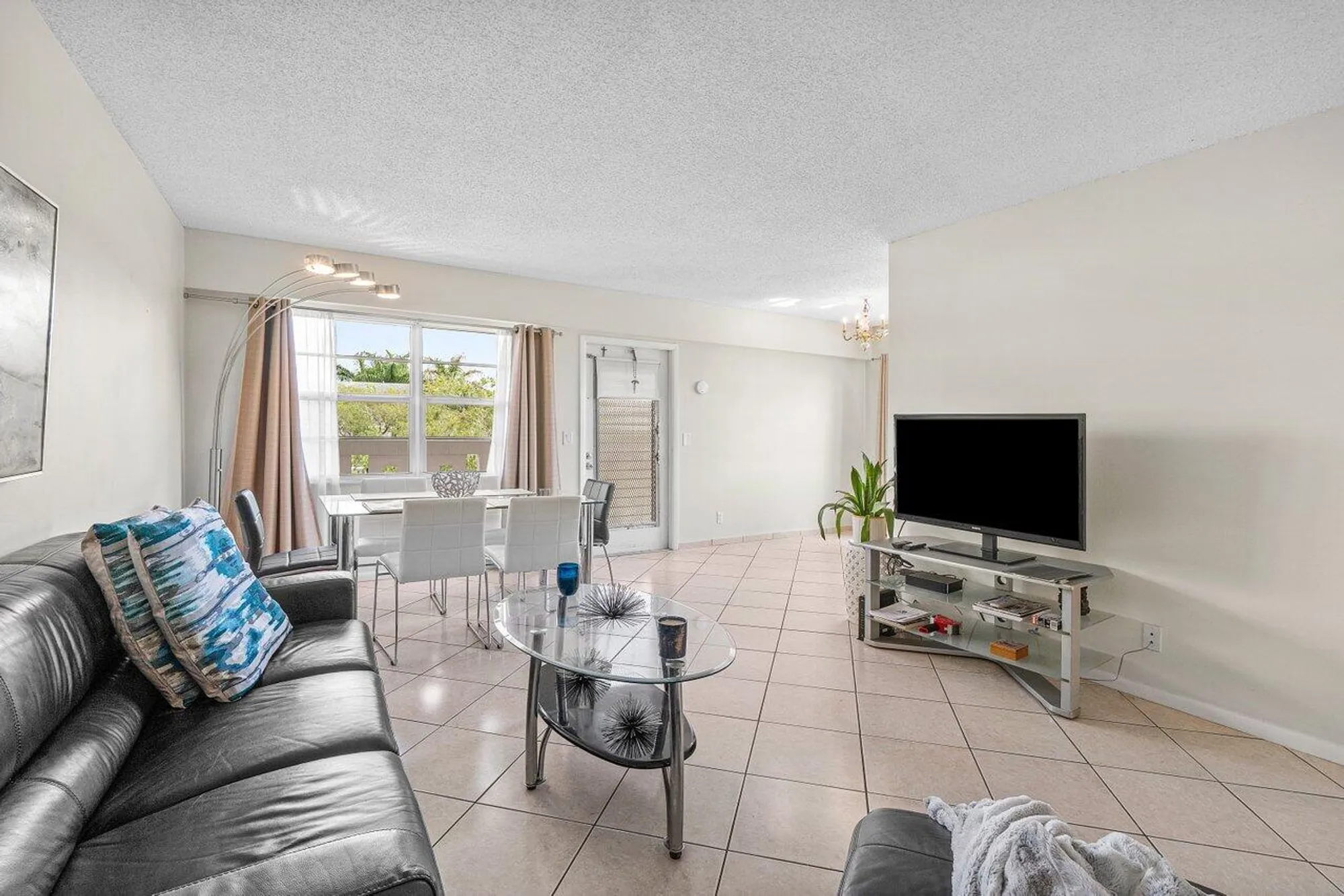 Property Slideshow image 5 of 19 | 281 fanshaw g, Boca Raton, FL, 33434