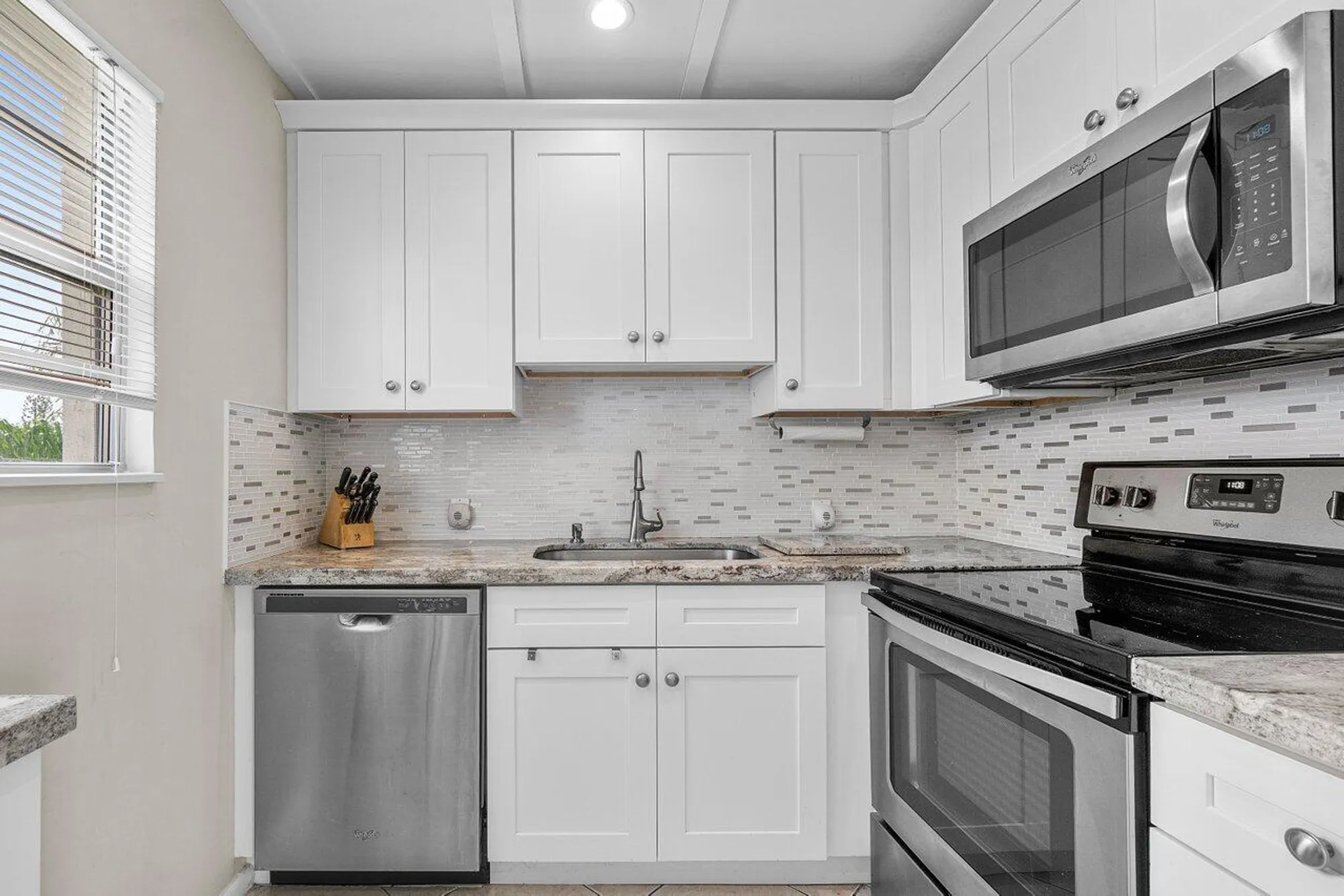 Property Slideshow image 7 of 19 | 281 fanshaw g, Boca Raton, FL, 33434