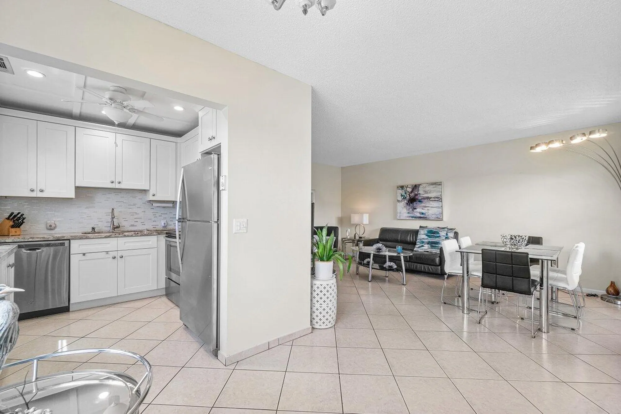 Property Slideshow image 10 of 19 | 281 fanshaw g, Boca Raton, FL, 33434