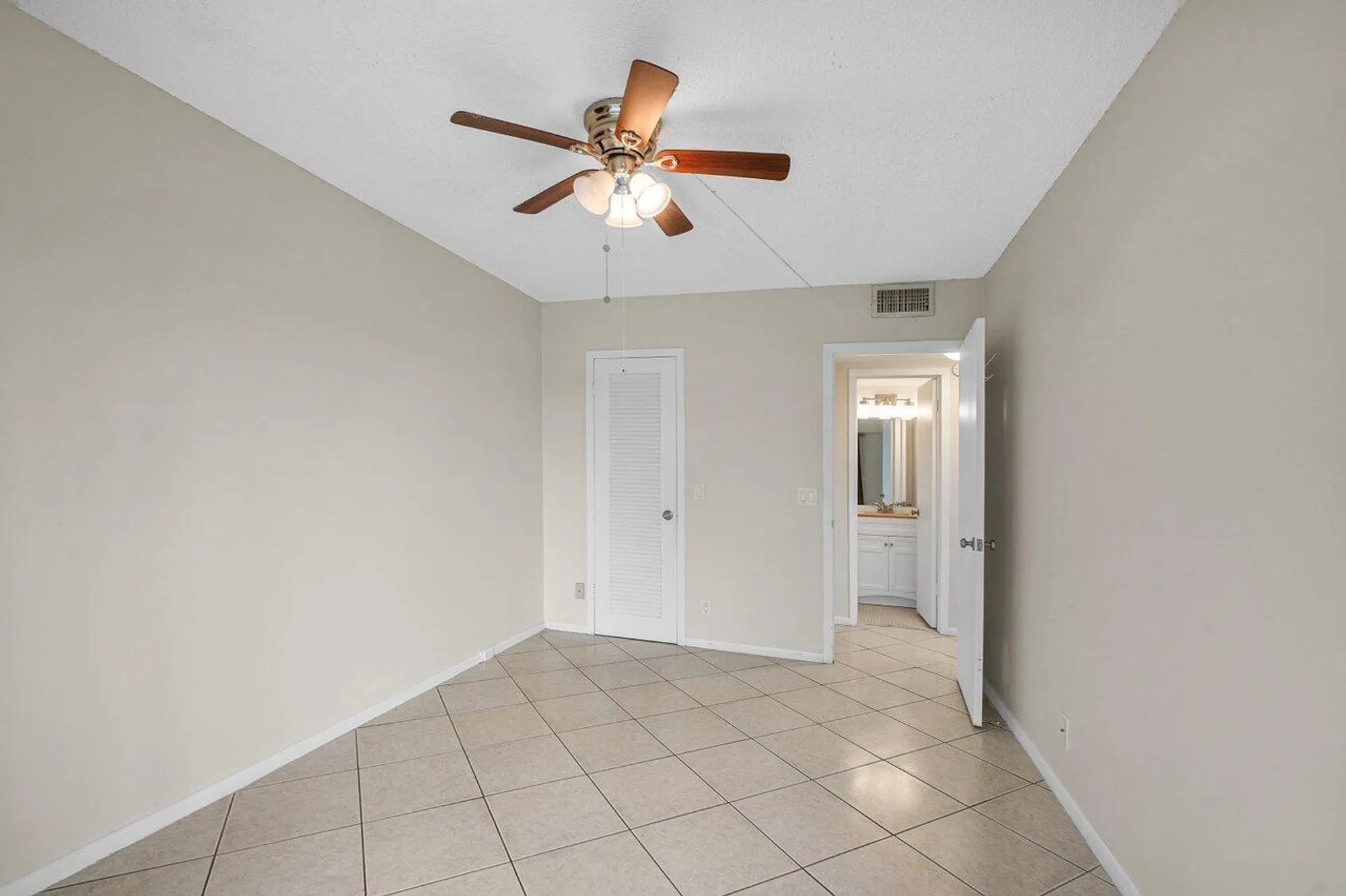 Property Slideshow image 16 of 19 | 281 fanshaw g, Boca Raton, FL, 33434