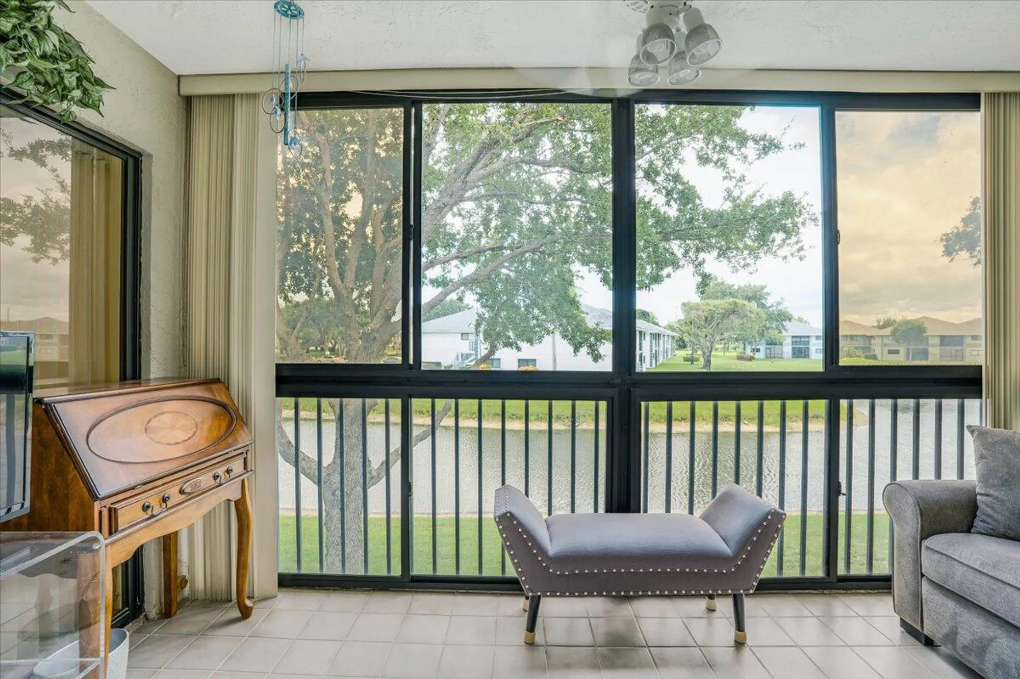 Property Slideshow image 15 of 33 | 15355 lakes of delray blvd 206, Delray Beach, FL, 33484