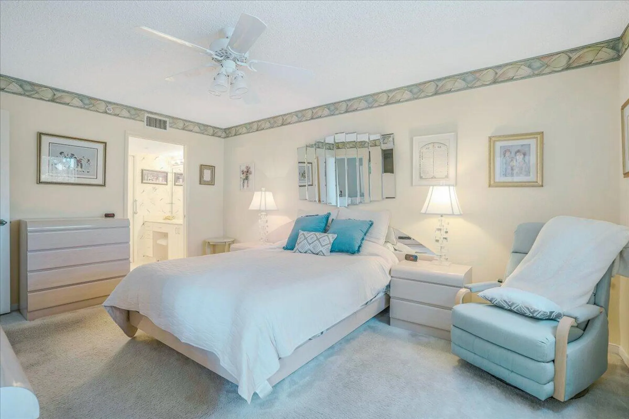 Property Slideshow image 20 of 33 | 15355 lakes of delray blvd 206, Delray Beach, FL, 33484