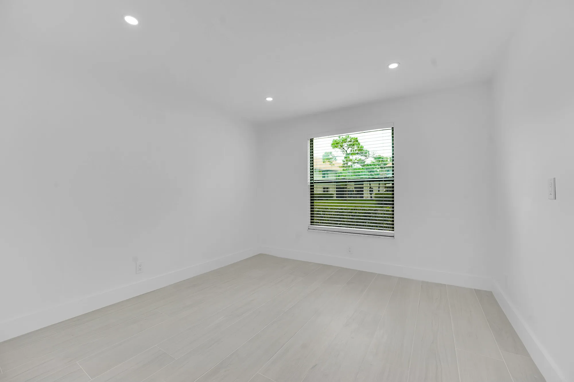 Property Slideshow image 18 of 24 | 3373 lucerne park dr, Greenacres, FL, 33467