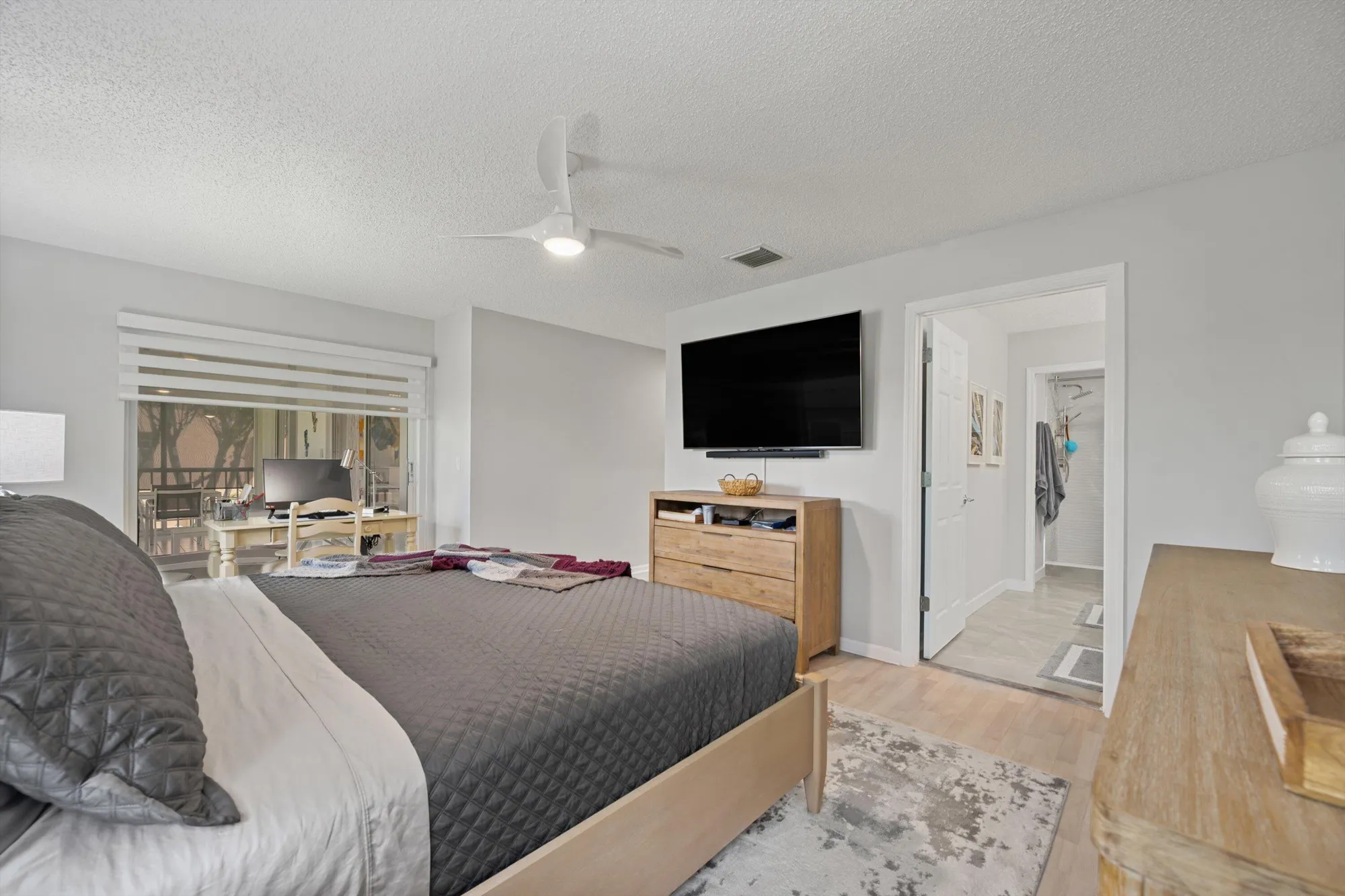 Property Slideshow image 31 of 51 | 7825 whispering palms dr 202, Boynton Beach, FL, 33437