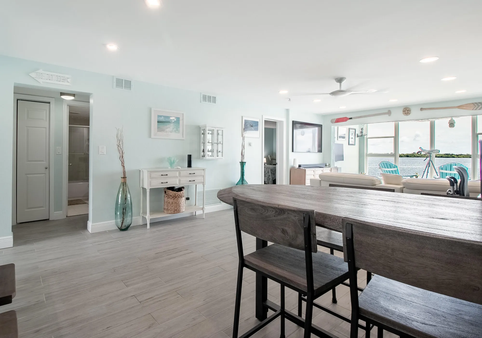 Property Slideshow image 6 of 29 | 52 yacht club dr apt 303, North Palm Beach, FL, 33408