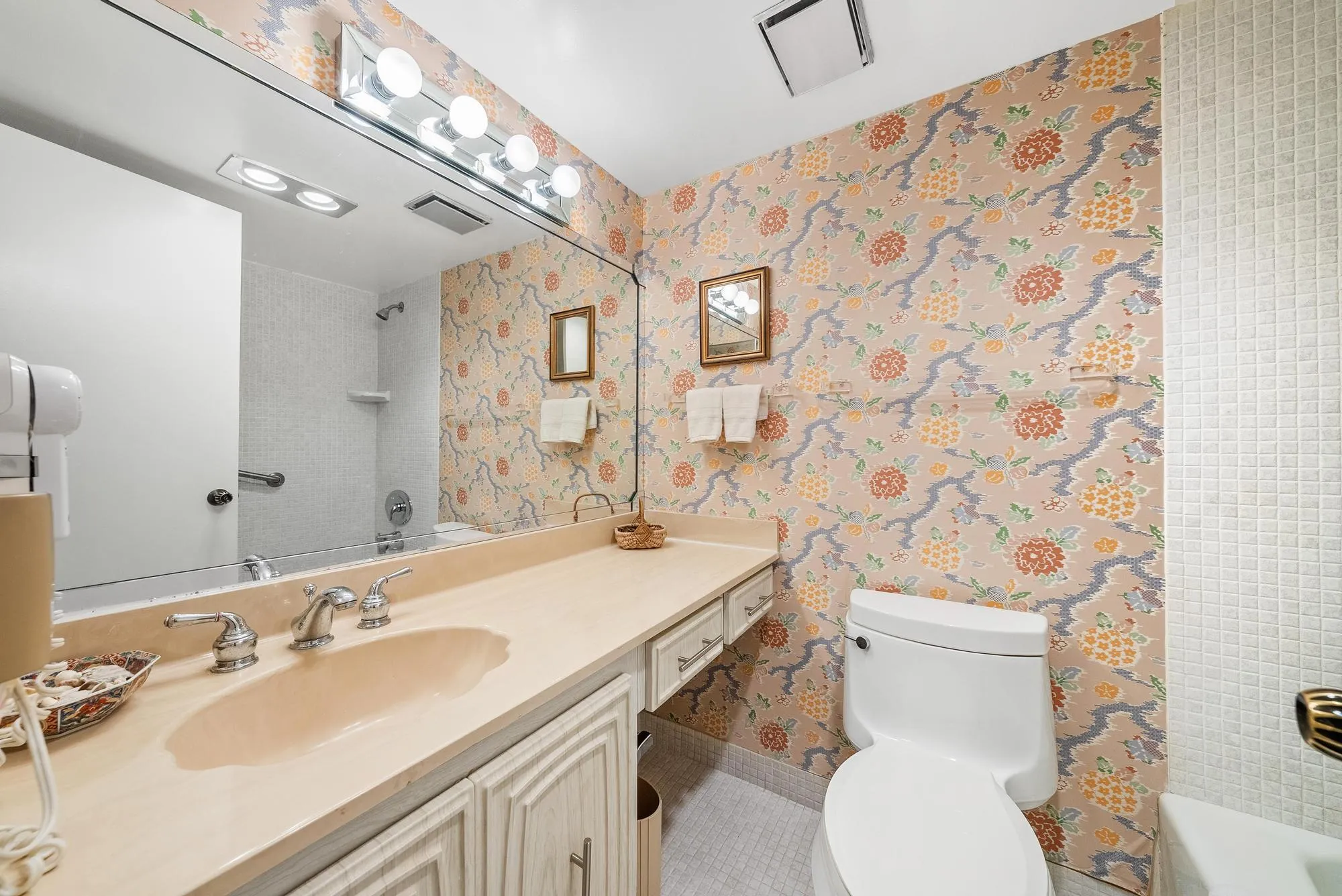 Property Slideshow image 19 of 31 | 1262 sugar sands blvd apt 126, Riviera Beach, FL, 33404