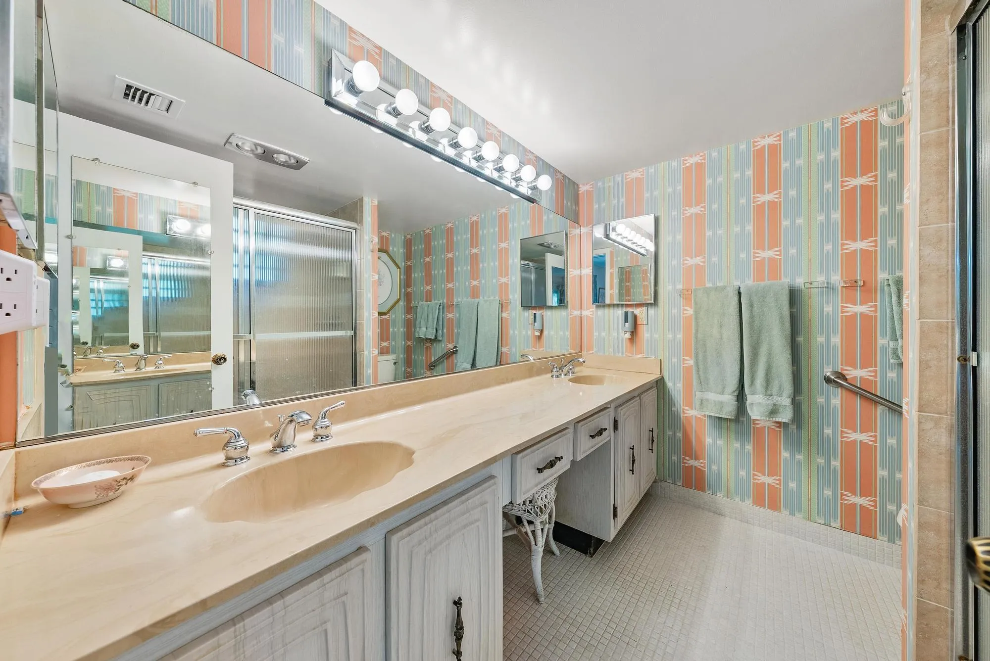 Property Slideshow image 14 of 31 | 1262 sugar sands blvd apt 126, Riviera Beach, FL, 33404