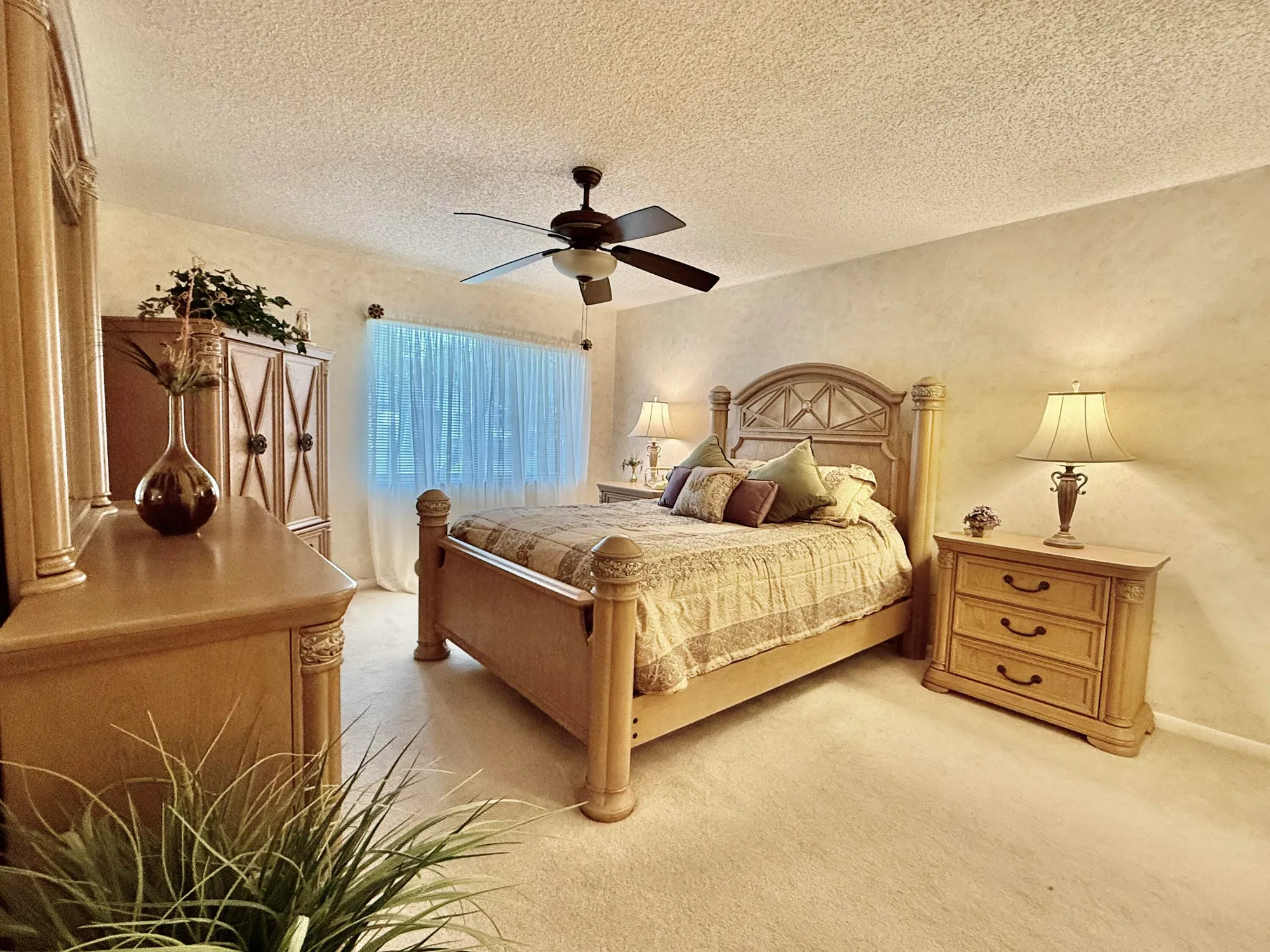 Property Slideshow image 11 of 19 | 8620 jasmine way, Boca Raton, FL, 33496