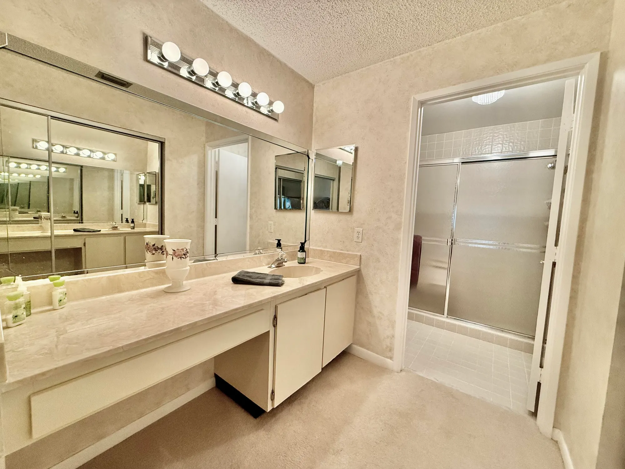 Property Slideshow image 13 of 19 | 8620 jasmine way, Boca Raton, FL, 33496