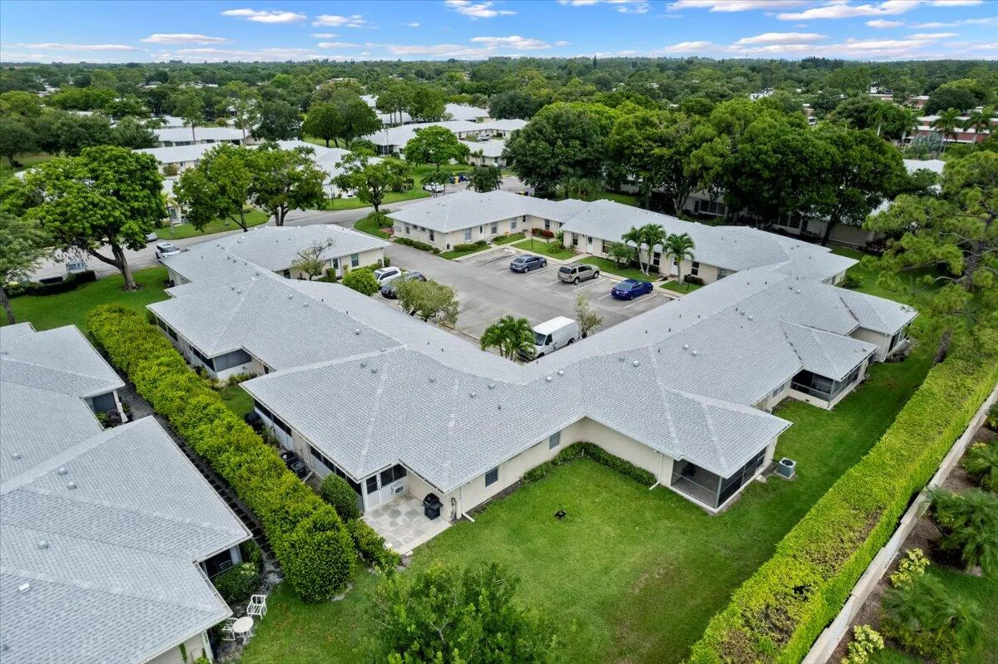 Property Slideshow image 24 of 32 | 374 bennington ln, Lake Worth, FL, 33467