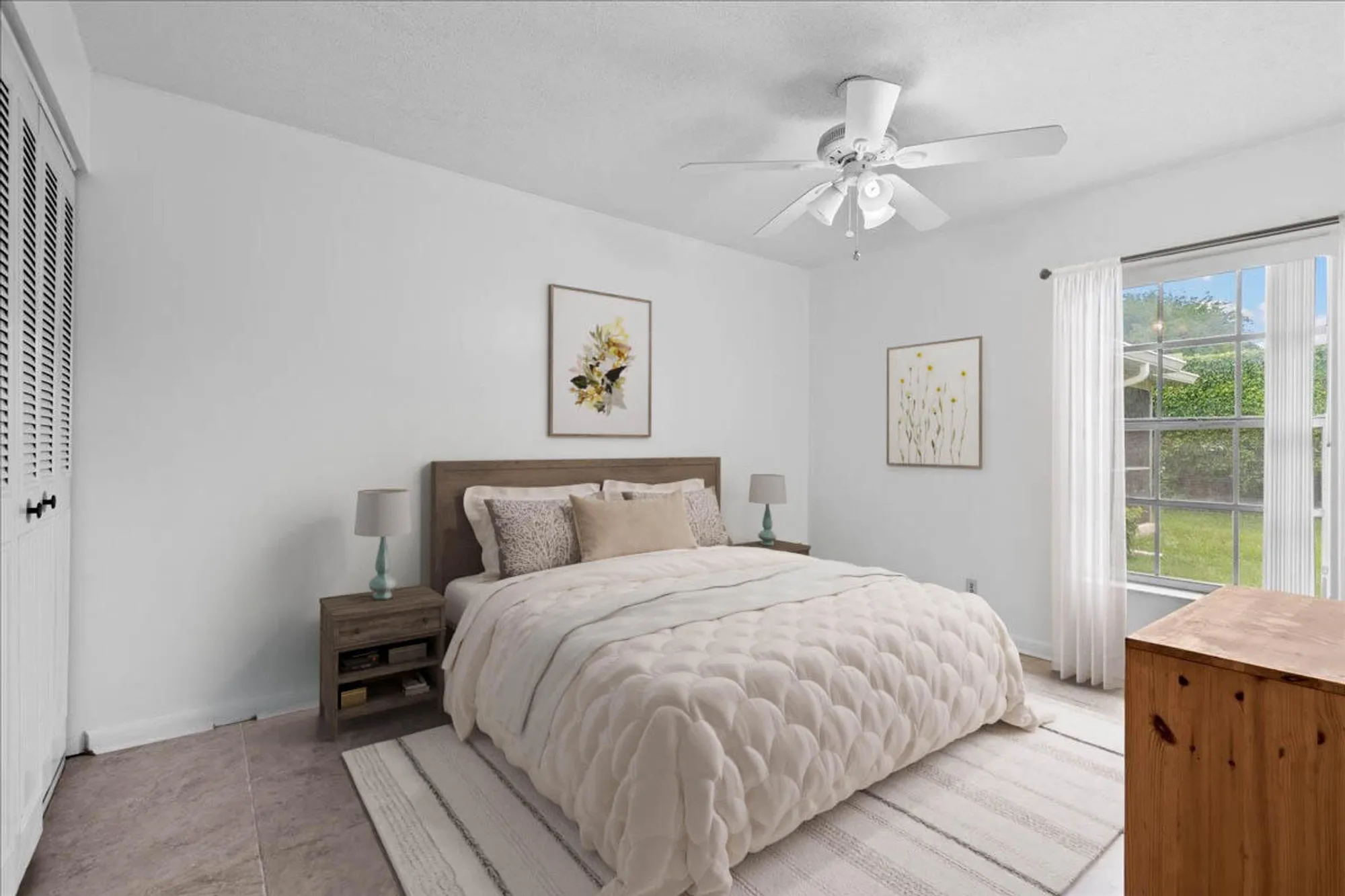 Property Slideshow image 11 of 32 | 374 bennington ln, Lake Worth, FL, 33467