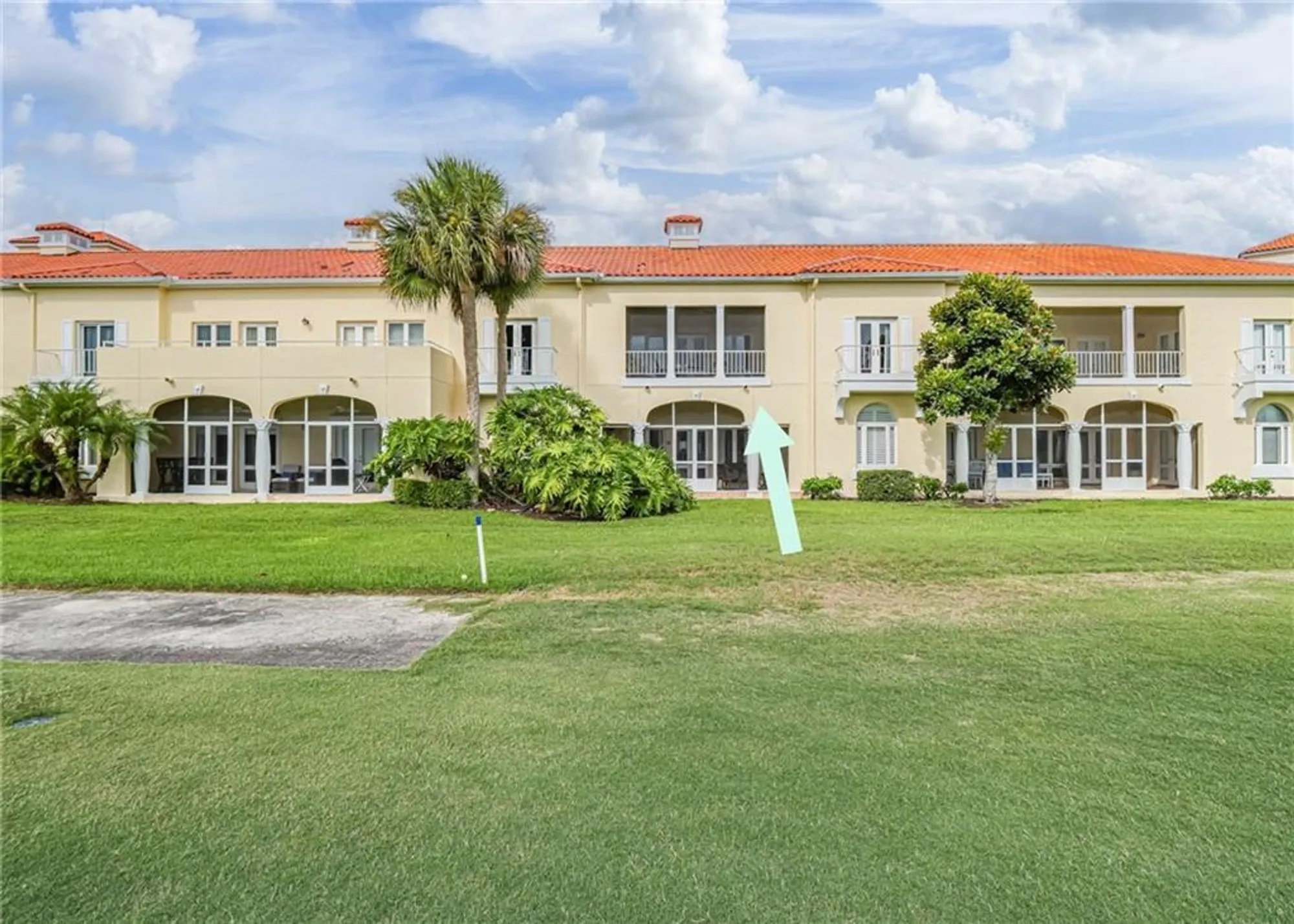 Property Slideshow image 4 of 31 | 5010 harmony cir apt 203, Vero Beach, FL, 32967