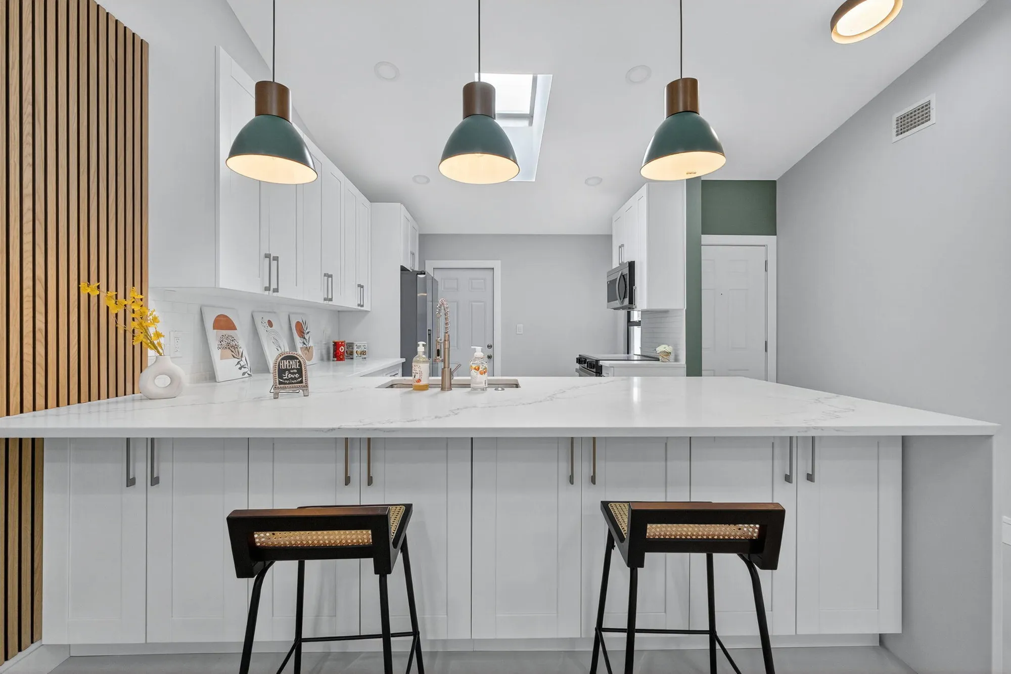 Property Slideshow image 7 of 38 | 10924 roebelini palm ct a, Boynton Beach, FL, 33437