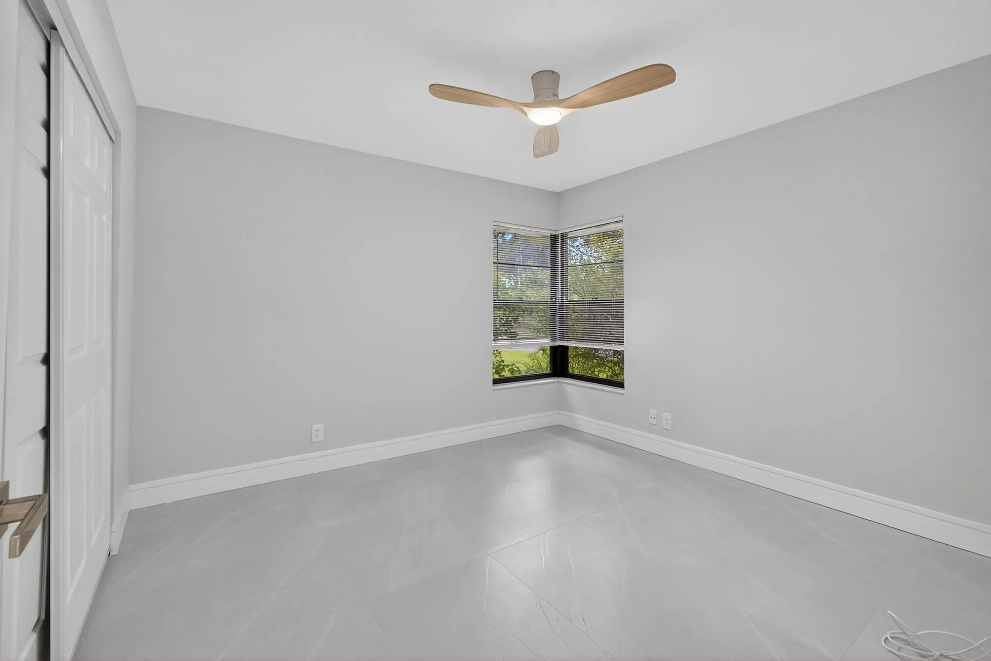 Property Slideshow image 22 of 38 | 10924 roebelini palm ct a, Boynton Beach, FL, 33437