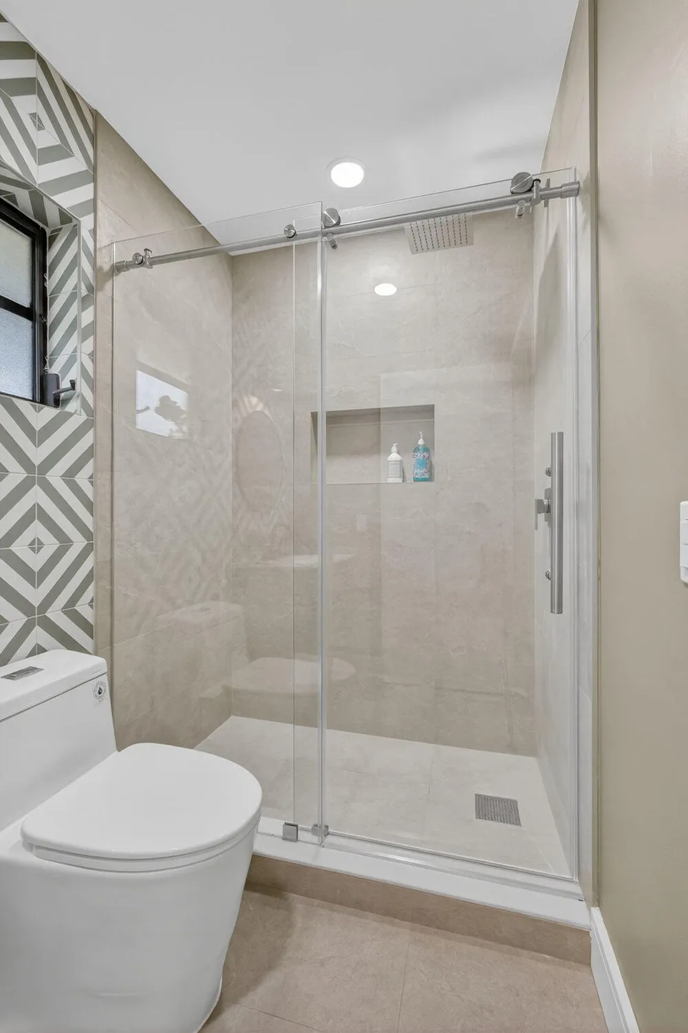 Property Slideshow image 13 of 38 | 10924 roebelini palm ct a, Boynton Beach, FL, 33437