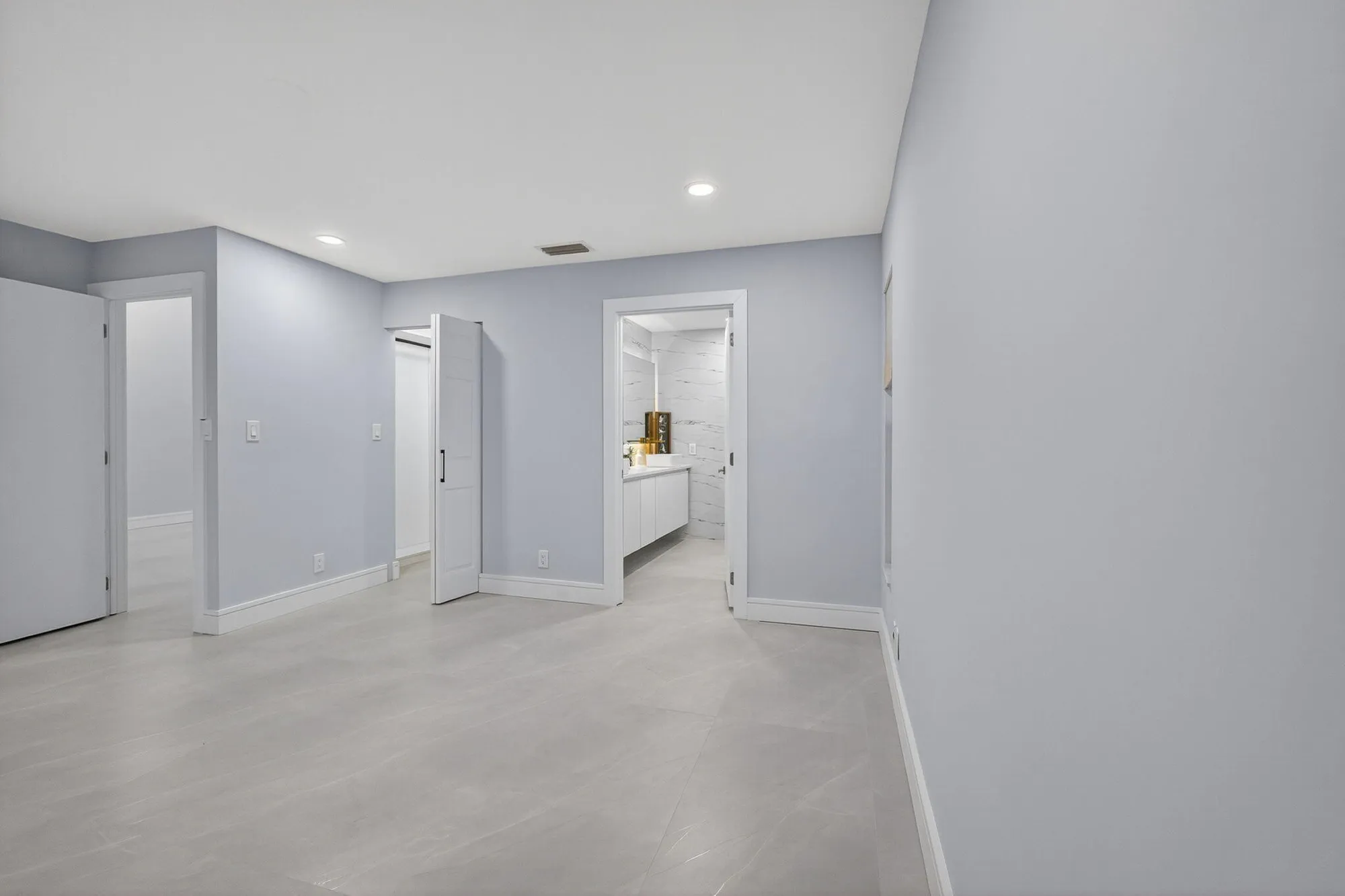 Property Slideshow image 20 of 38 | 10924 roebelini palm ct a, Boynton Beach, FL, 33437