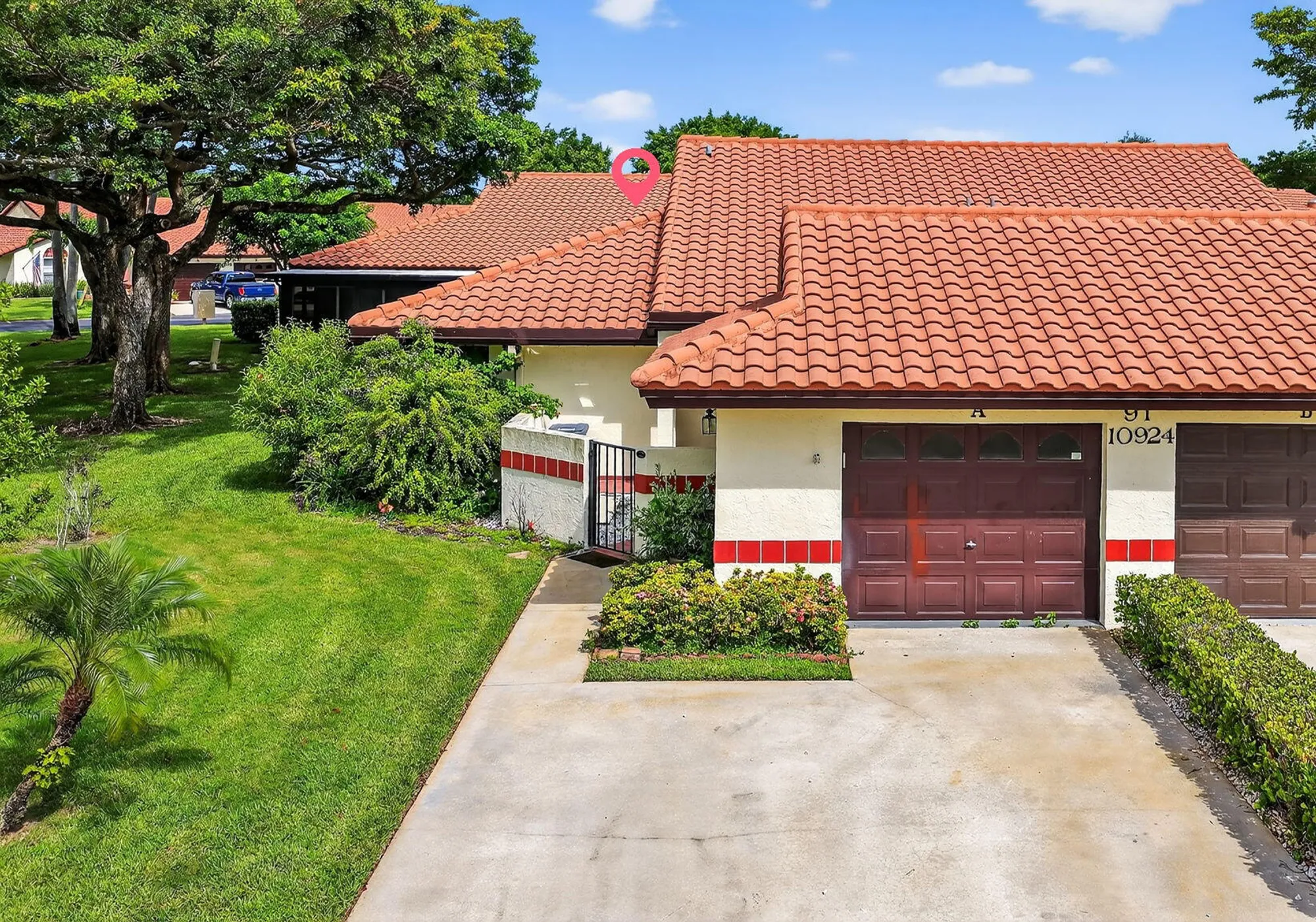 Property Slideshow image 2 of 38 | 10924 roebelini palm ct a, Boynton Beach, FL, 33437