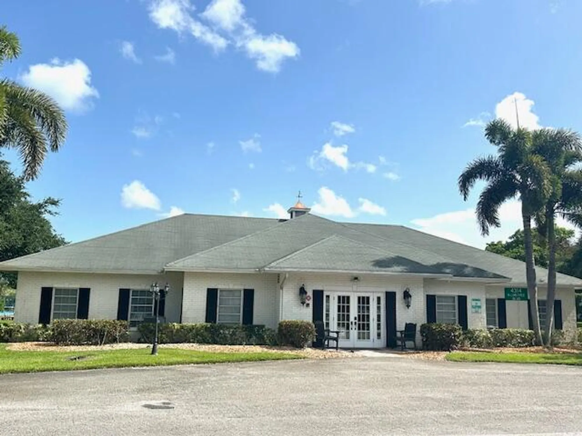 Property Slideshow image 20 of 28 | 10115 41st trl, Boynton Beach, FL, 33436