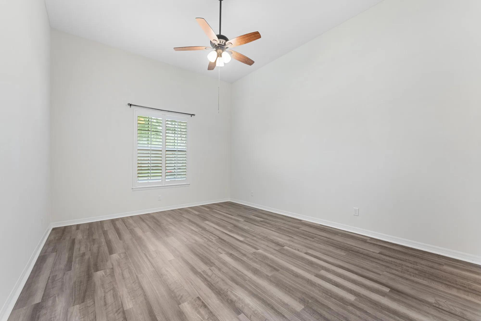 Property Slideshow image 32 of 61 | 4615 siena cir, Wellington, FL, 33414