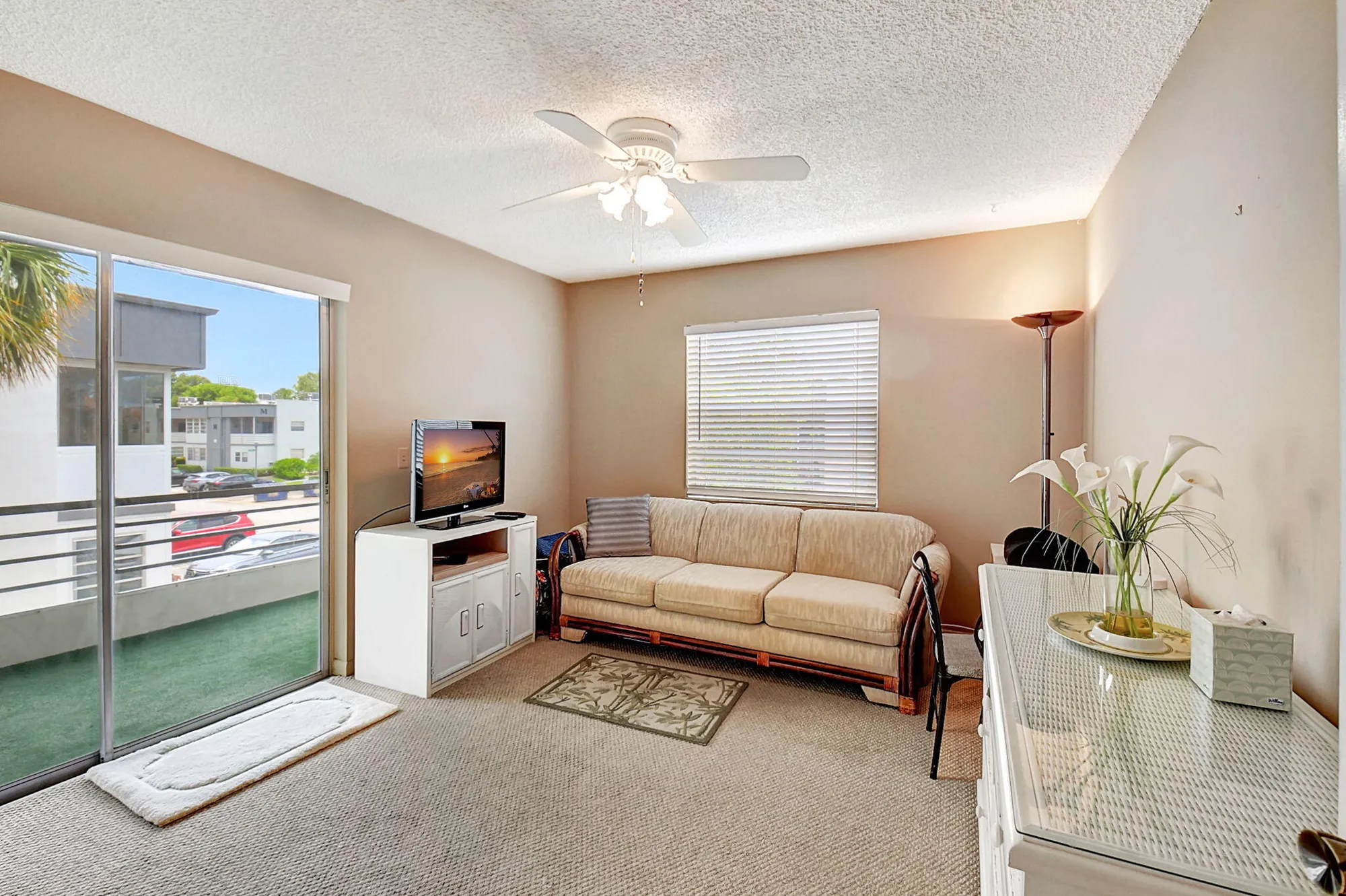 Property Slideshow image 19 of 50 | 428 normandy i i, Delray Beach, FL, 33484