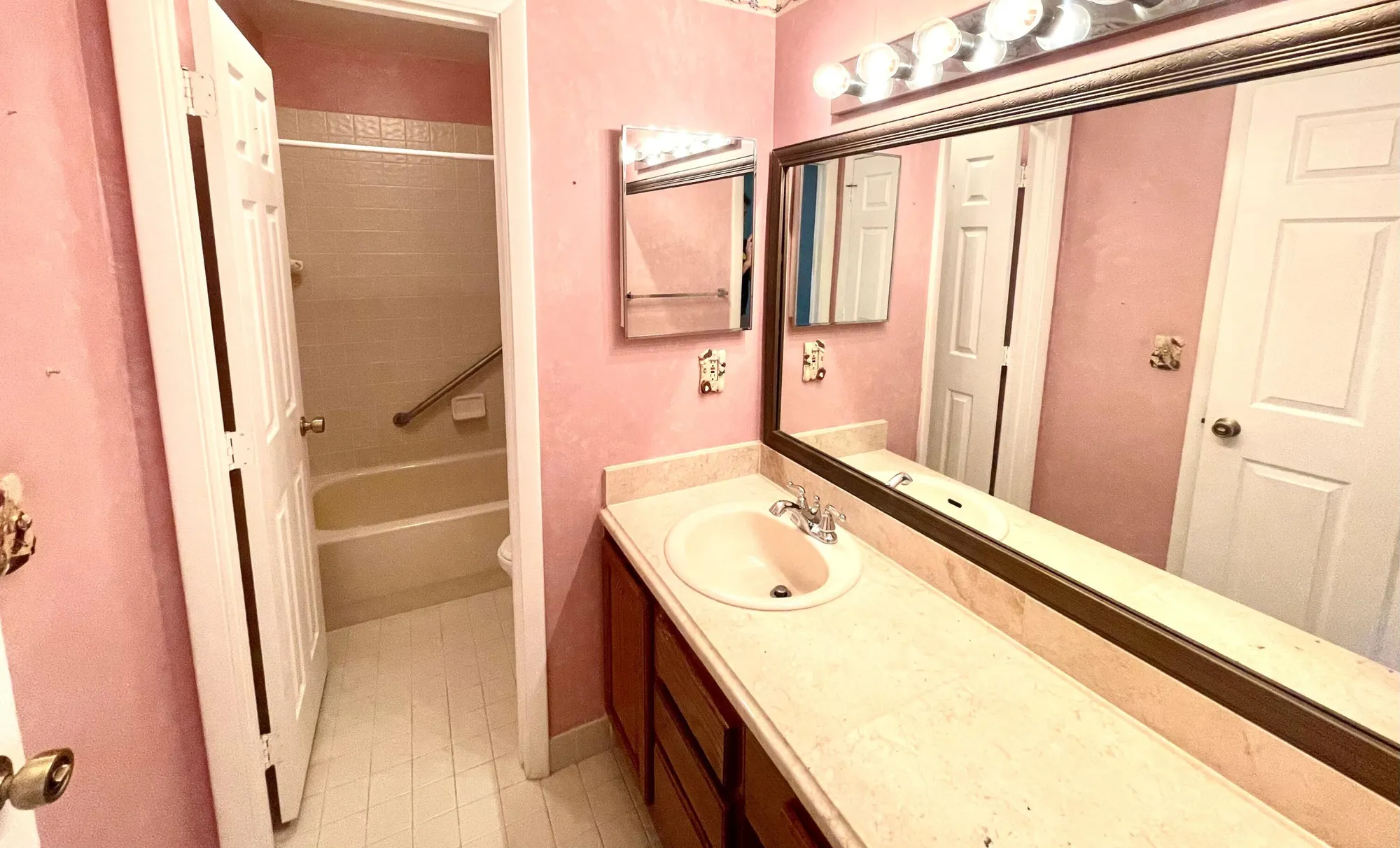 Property Slideshow image 21 of 24 | 3089 lucerne park drive dr, Greenacres, FL, 33467