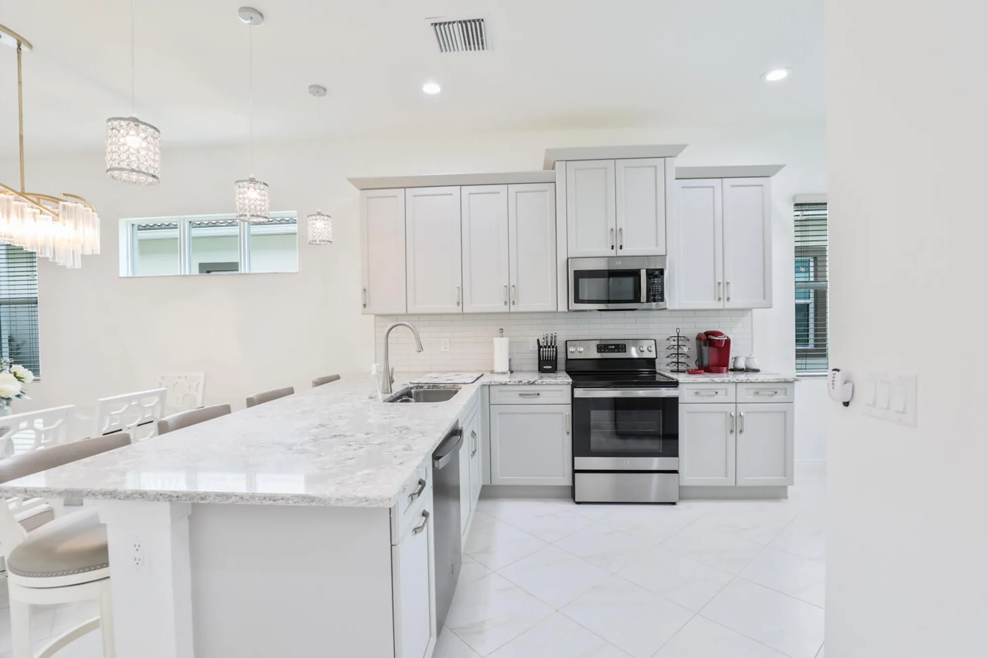 Property Slideshow image 7 of 87 | 11587 sw visconti way, Port Saint Lucie, FL, 34986