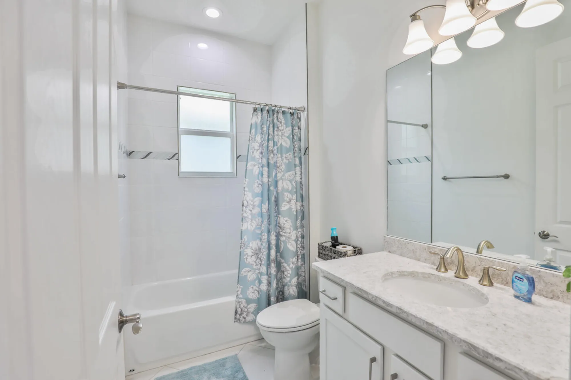 Property Slideshow image 28 of 87 | 11587 sw visconti way, Port Saint Lucie, FL, 34986